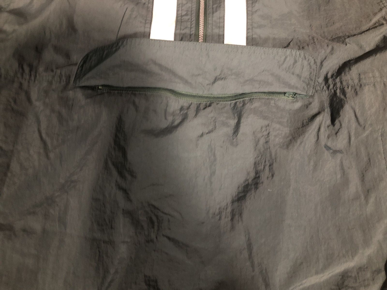 Nike Vintage Nike Windbreaker / green with front pocket Size US XL / EU 56 / 4 - 3 Thumbnail