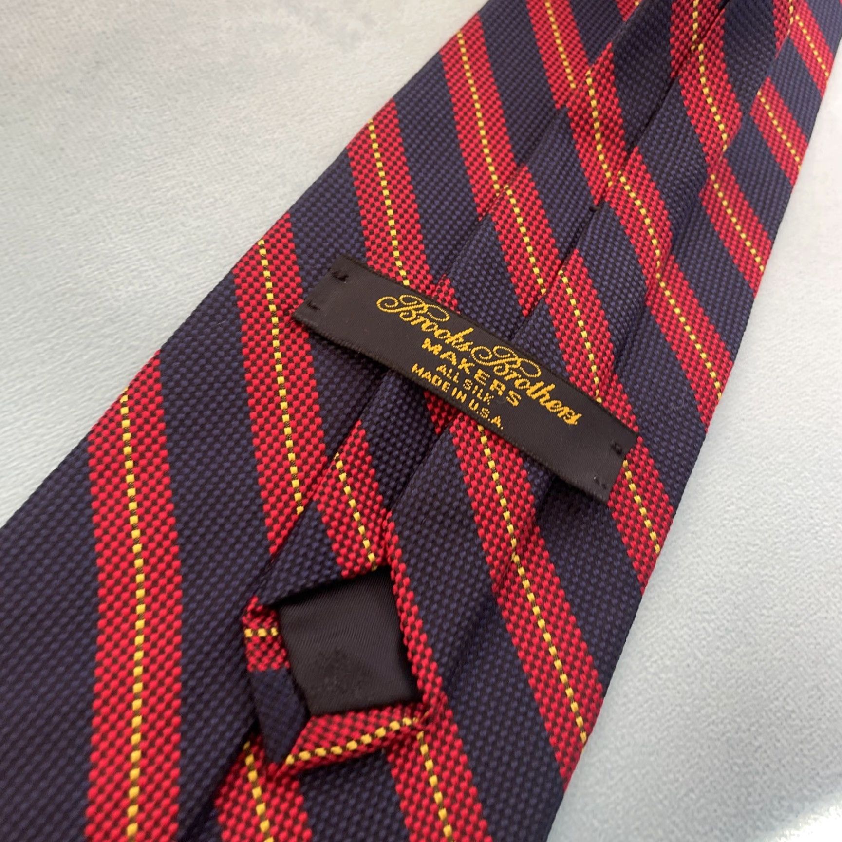Brooks Brothers VINTAGE Brooks Brothers Makers Repp Tie Silk Made USA Navy Red Gold Stripe 3.5x58 Navy Red Gold Silk Striped Tie Men Size ONE SIZE - 3 Thumbnail