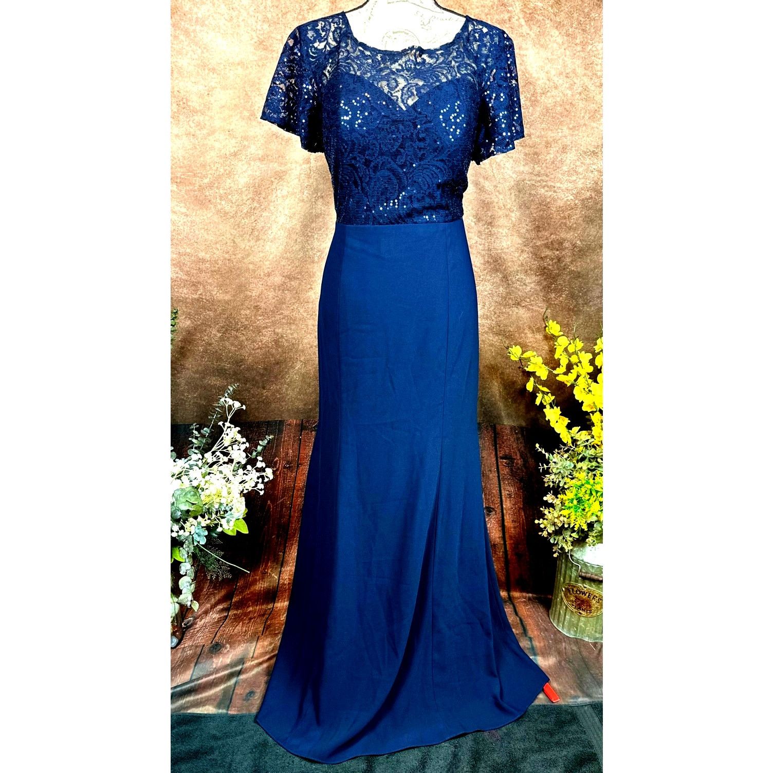 Jenny Packham Jenny Packham Victorian Sequin Lace Trumpet Gown Midnight 14 Size XL / US 12-14 / IT 48-50 - 19 Thumbnail
