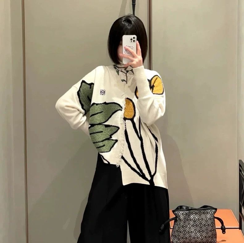 Loewe Loewe Irregularly designed sweater Size XS / US 0-2 / IT 36-38 - 8 Thumbnail