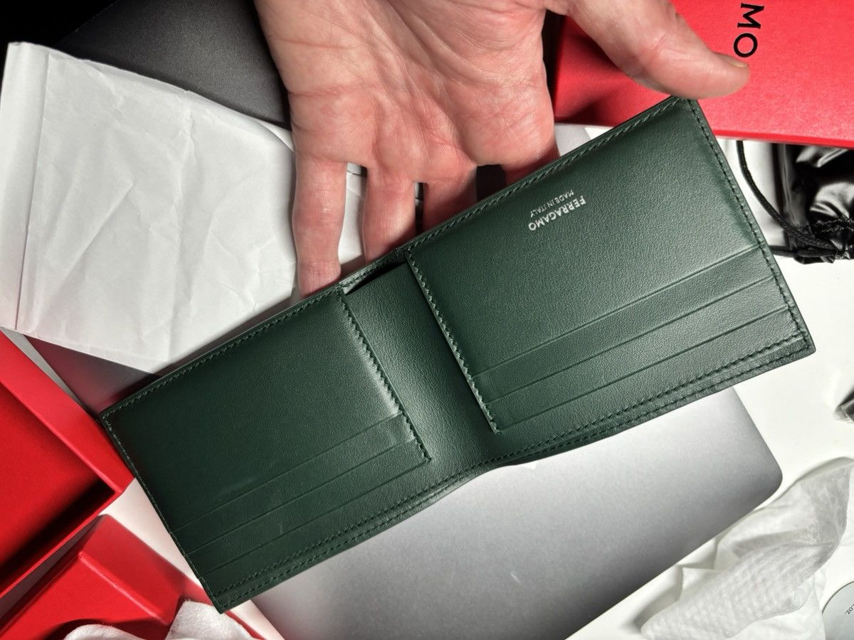 Salvatore Ferragamo Eel green ferragamo wallet Size ONE SIZE - 2 Thumbnail