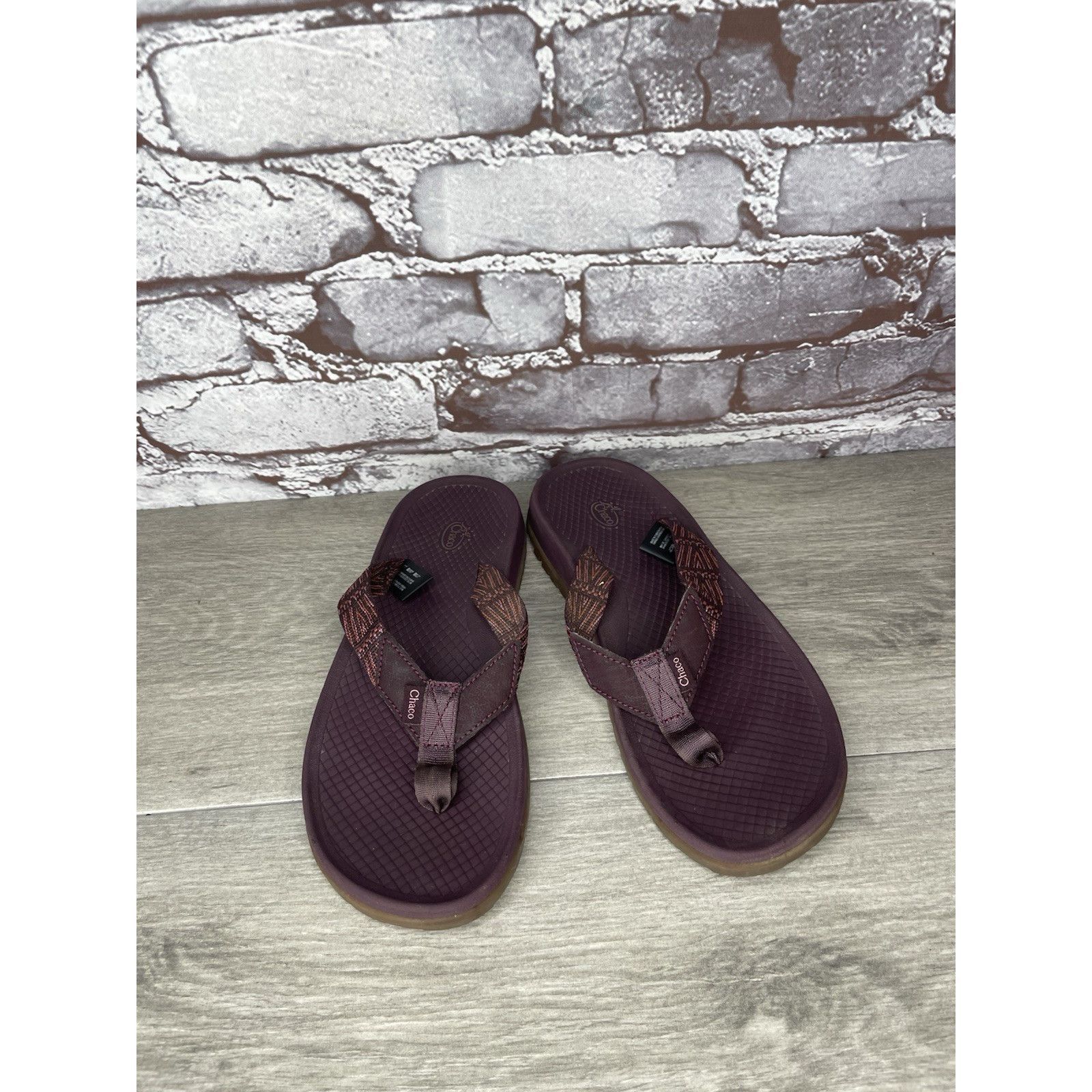 Chaco Chaco Lowdown Purple Polyester FlipFlops Beach Slide Sandals Size US 6 / IT 36 - 11 Thumbnail