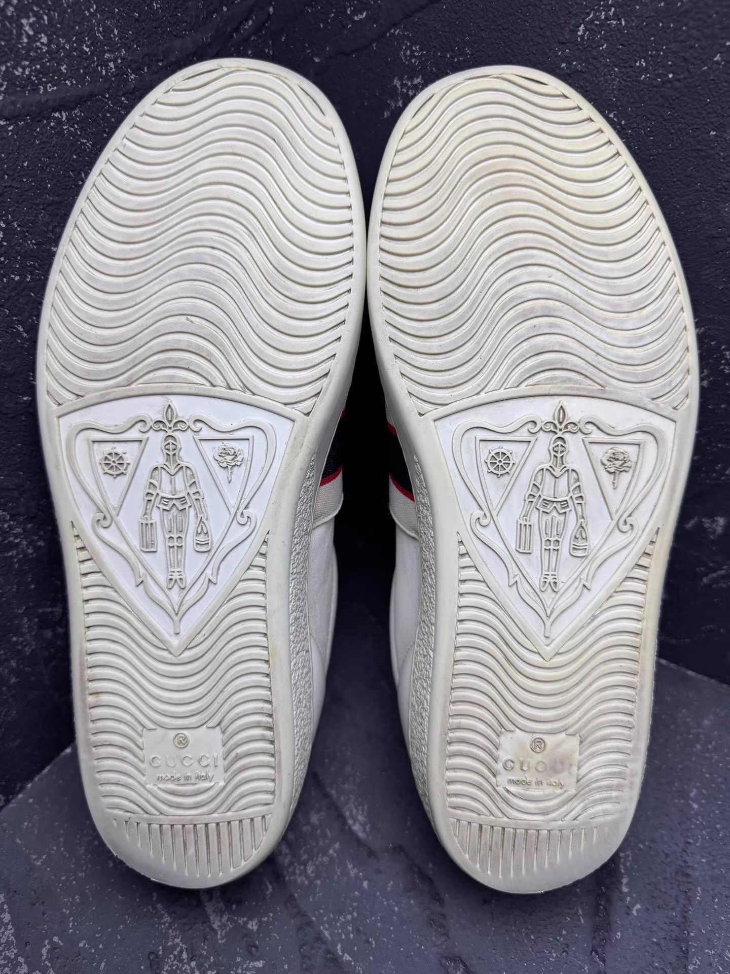 Gucci GUCCI Ace Leather Sneakers with Embroidery & Lace-Up Q10 Size US 5.5 / IT 35.5 - 6 Thumbnail