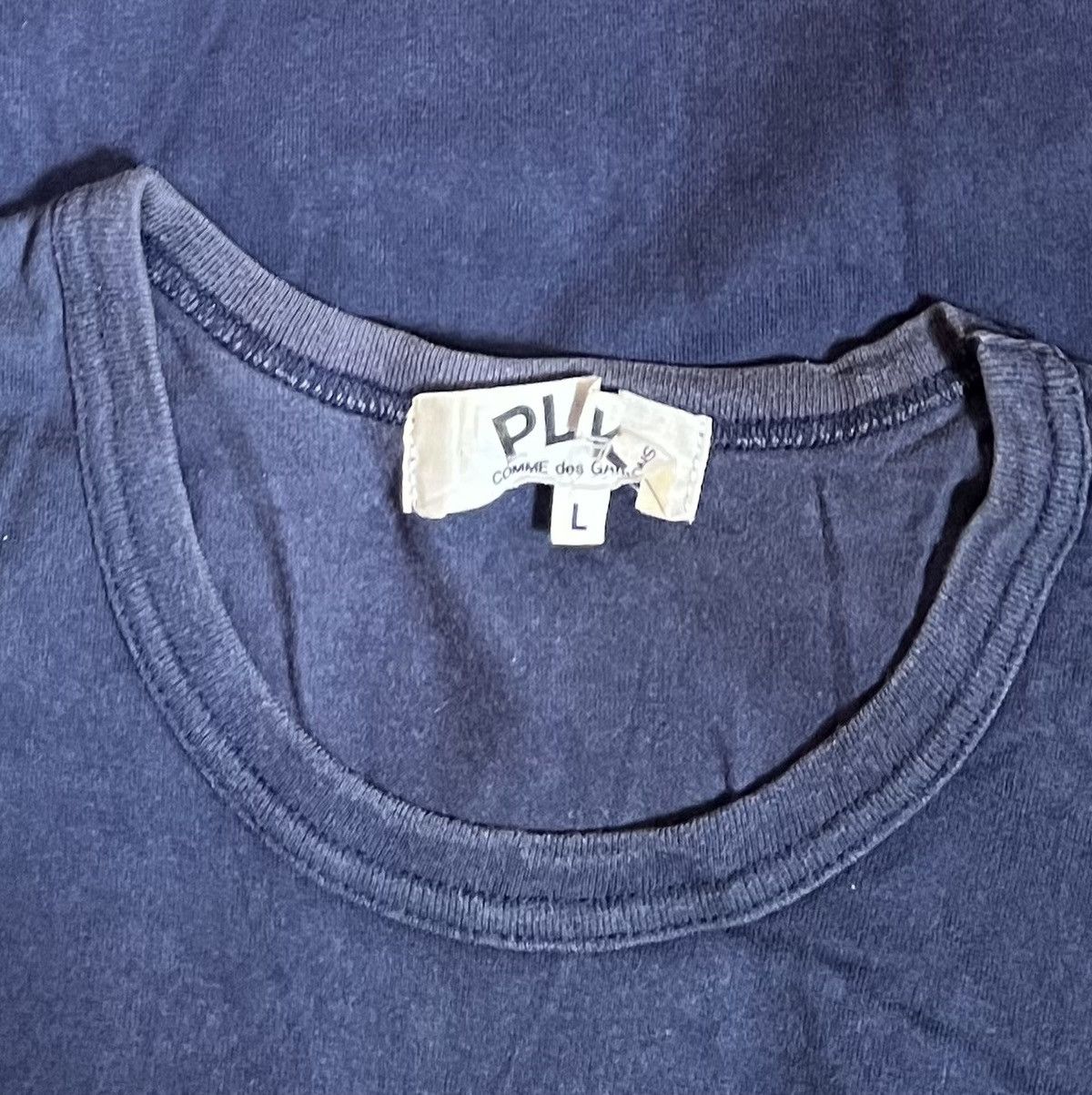 Comme des Garcons PLAY Cdg play AD2016 gold heart logo tee Size US S / EU 44-46 / 1 - 5 Thumbnail