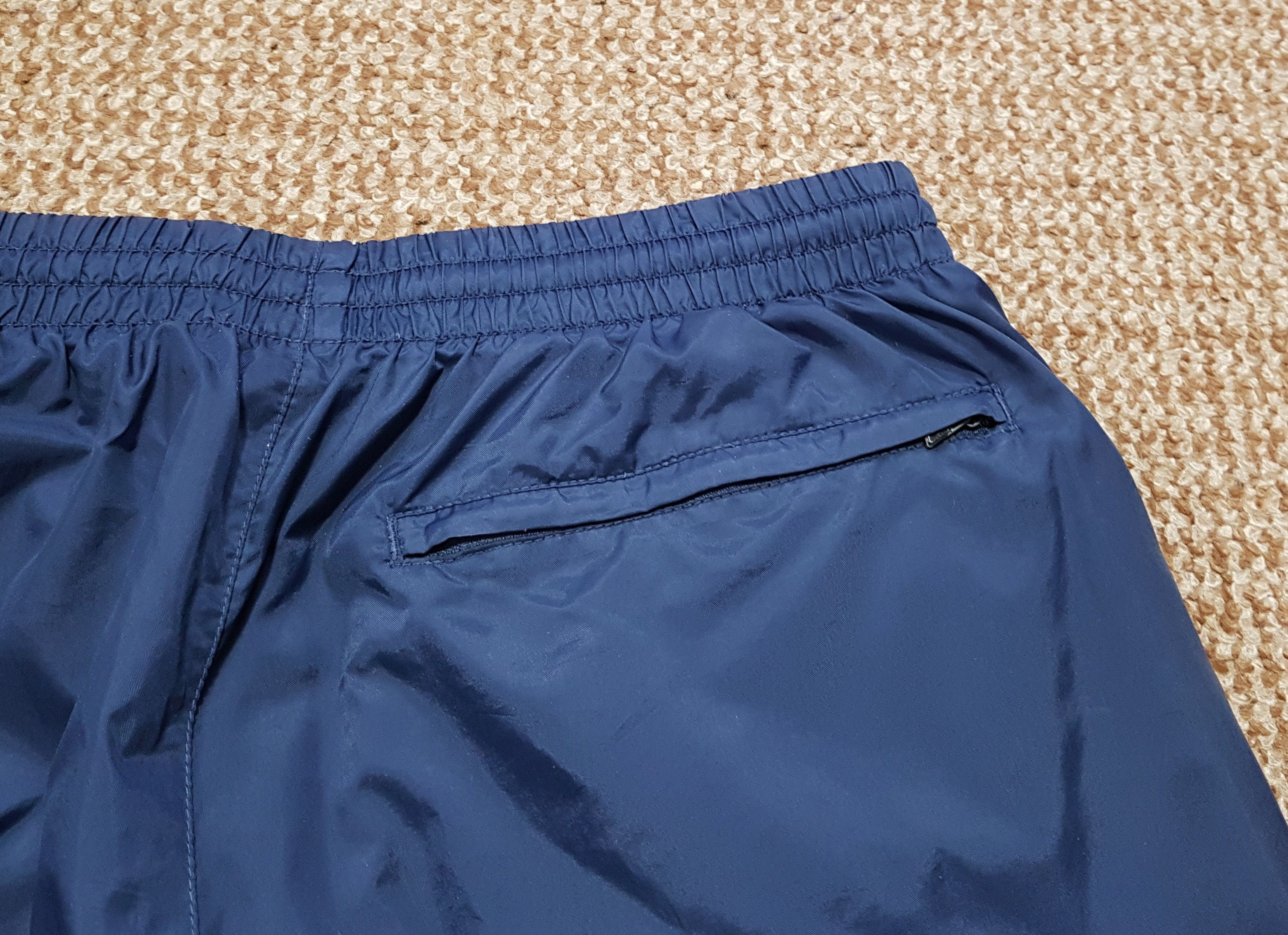 Nike Nike Y2K Vintage Nylon Loose Track Pants Rubber Logo sz M Size US 32 / EU 48 - 7 Thumbnail