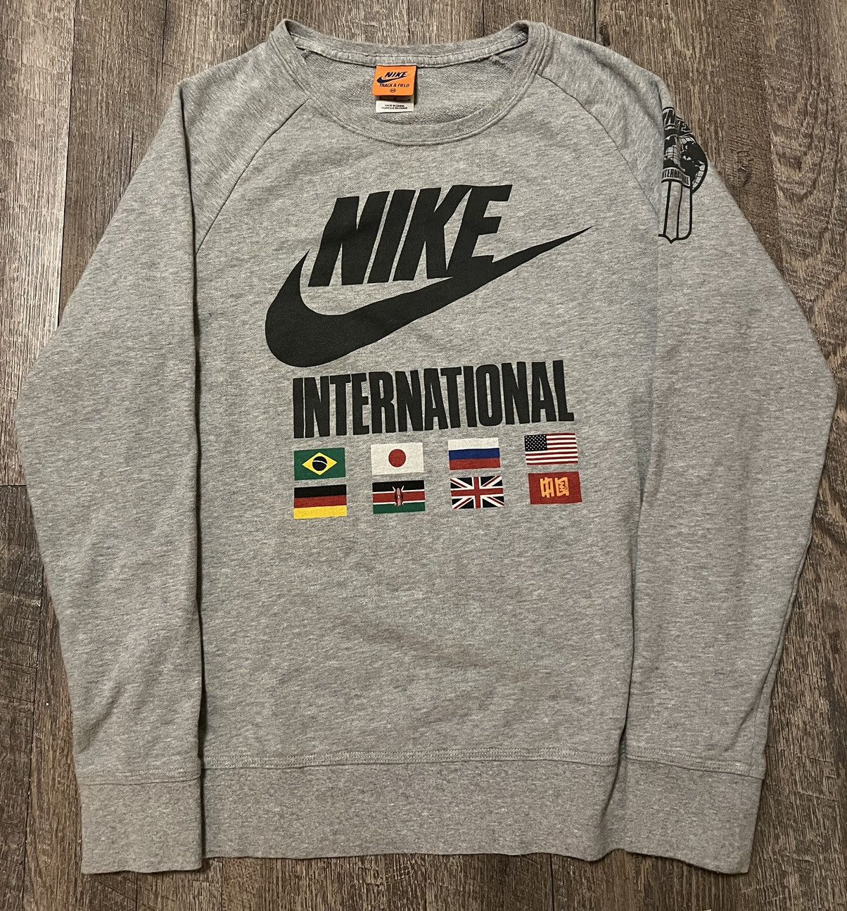 Nike Nike International Track and Field Crewneck Sweater Size US M / EU 48-50 / 2 - 1 Thumbnail