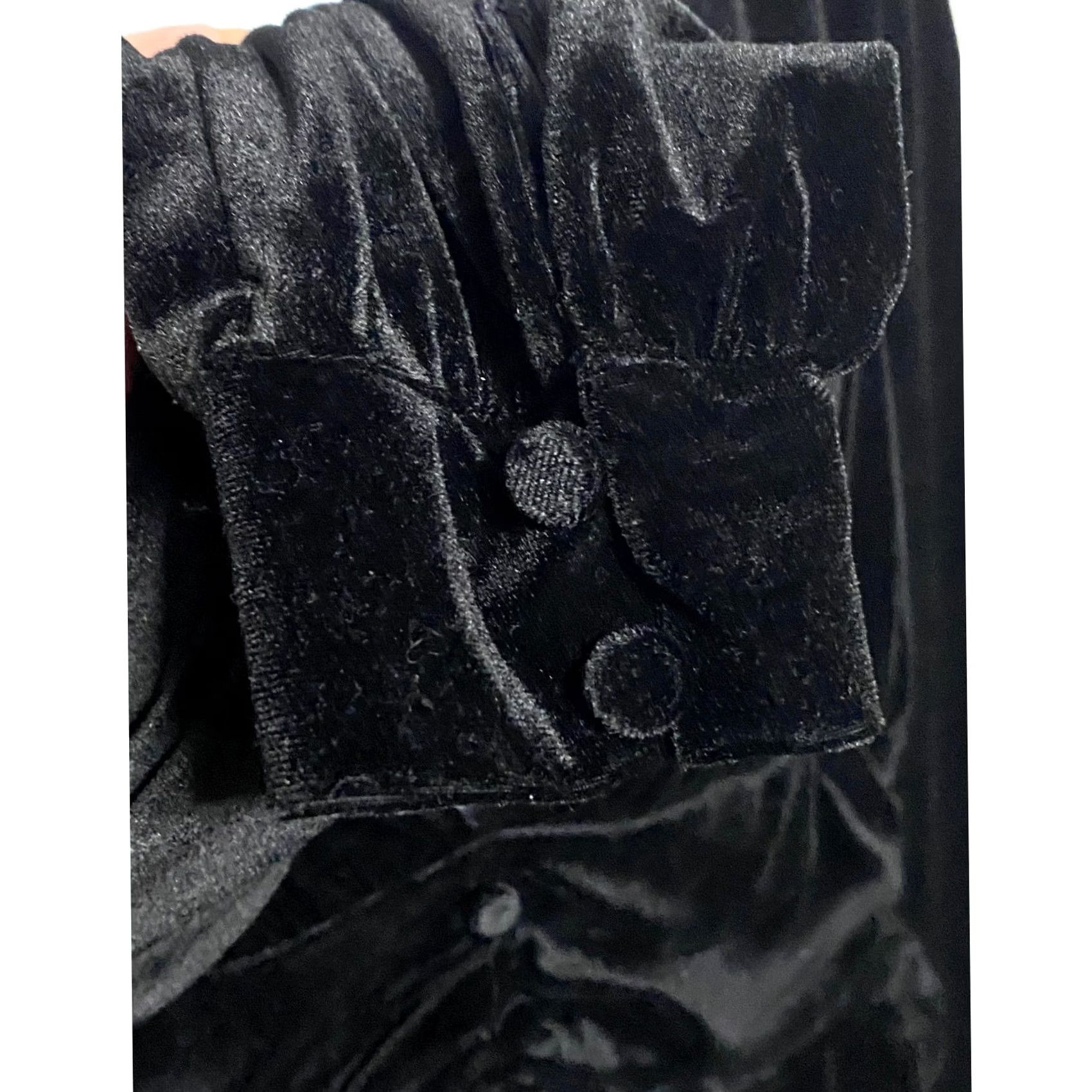 Express Express Blouse Womens M Black Velvet Deep V Neck Ruched Button Top Boho Chic NWT Size M / US 6-8 / IT 42-44 - 5 Thumbnail