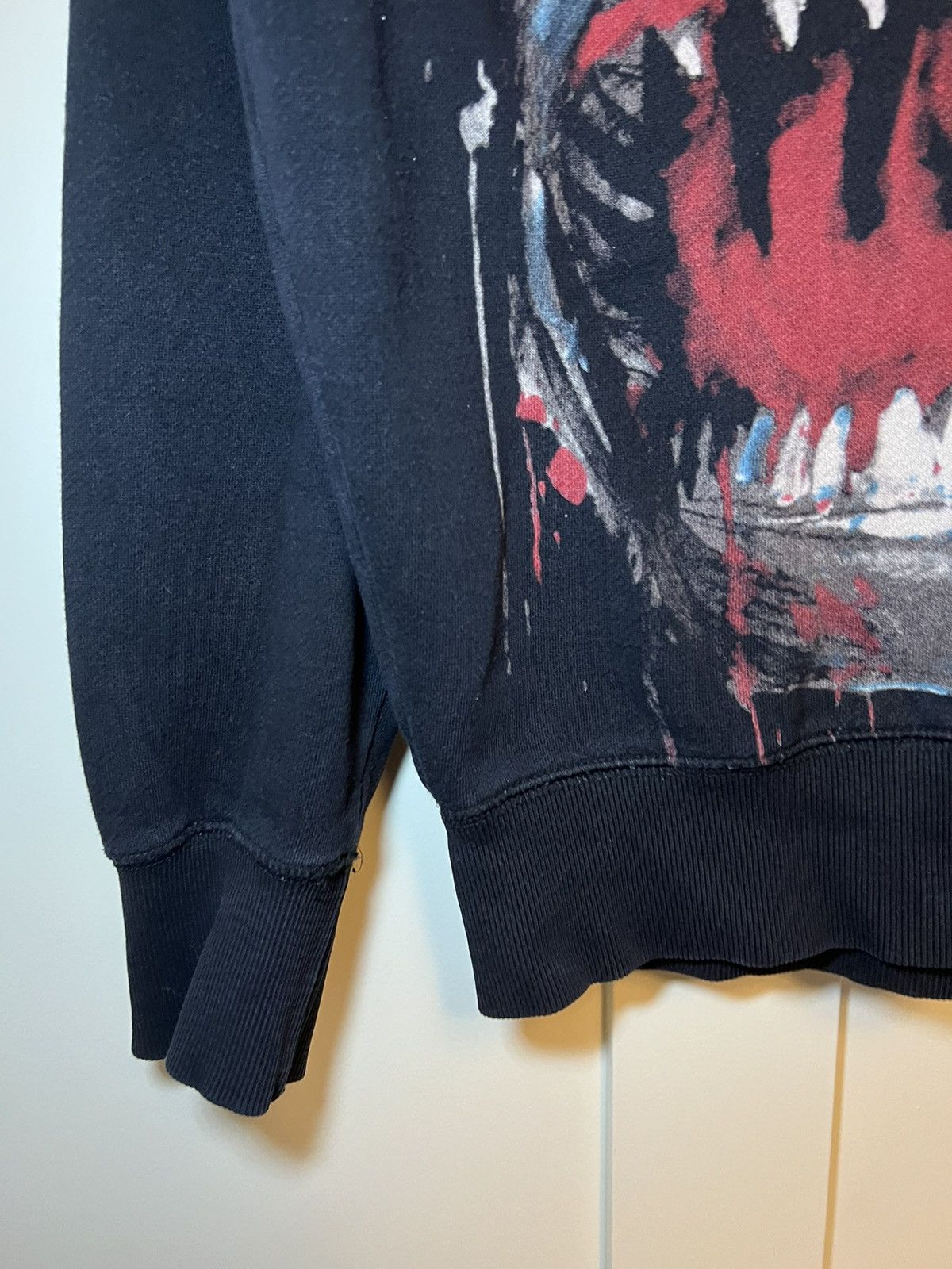 Eleven Paris Vintage Eleven Paris jumbo shark graphic crewneck sweatshirt Size US M / EU 48-50 / 2 - 5 Thumbnail