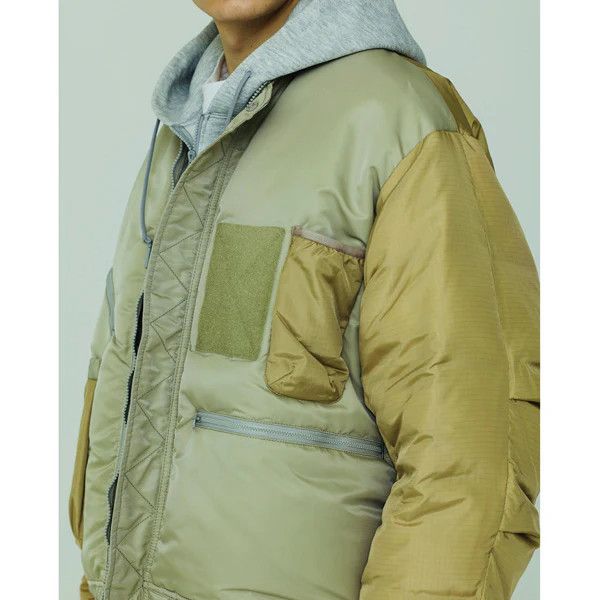 DAIWA PIER39 DAIWA PIER39 TECH REVERSIBLE MA-1 JACKET Size US XL / EU 56 / 4 - 12 Thumbnail