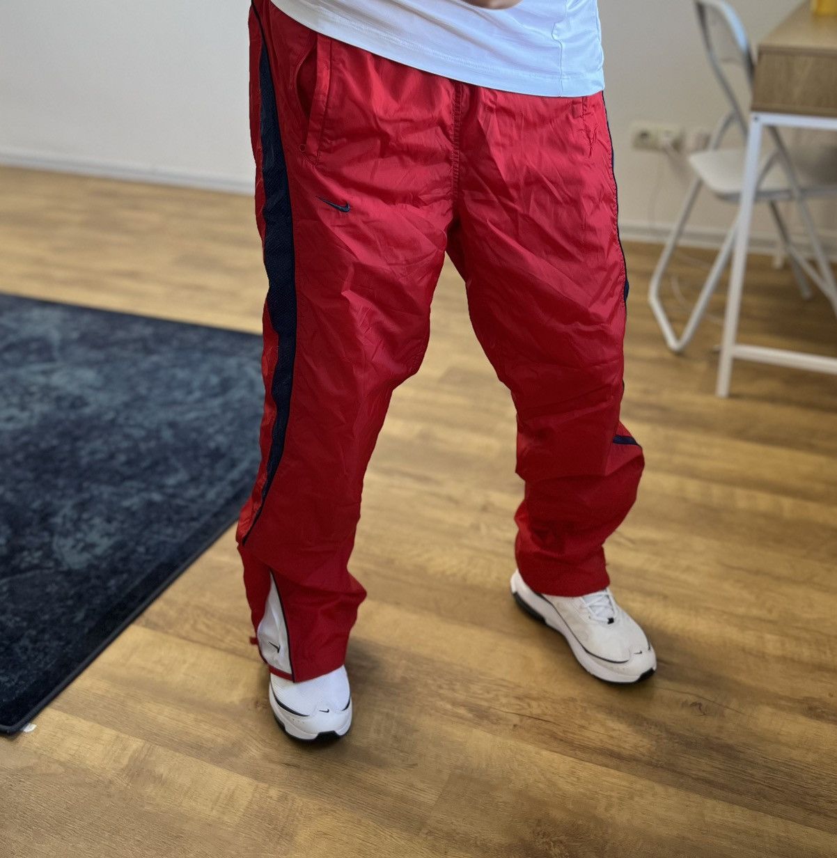 Vintage Nike vintage Rare red pants unisex Size US 30 / EU 46 - 2 Thumbnail