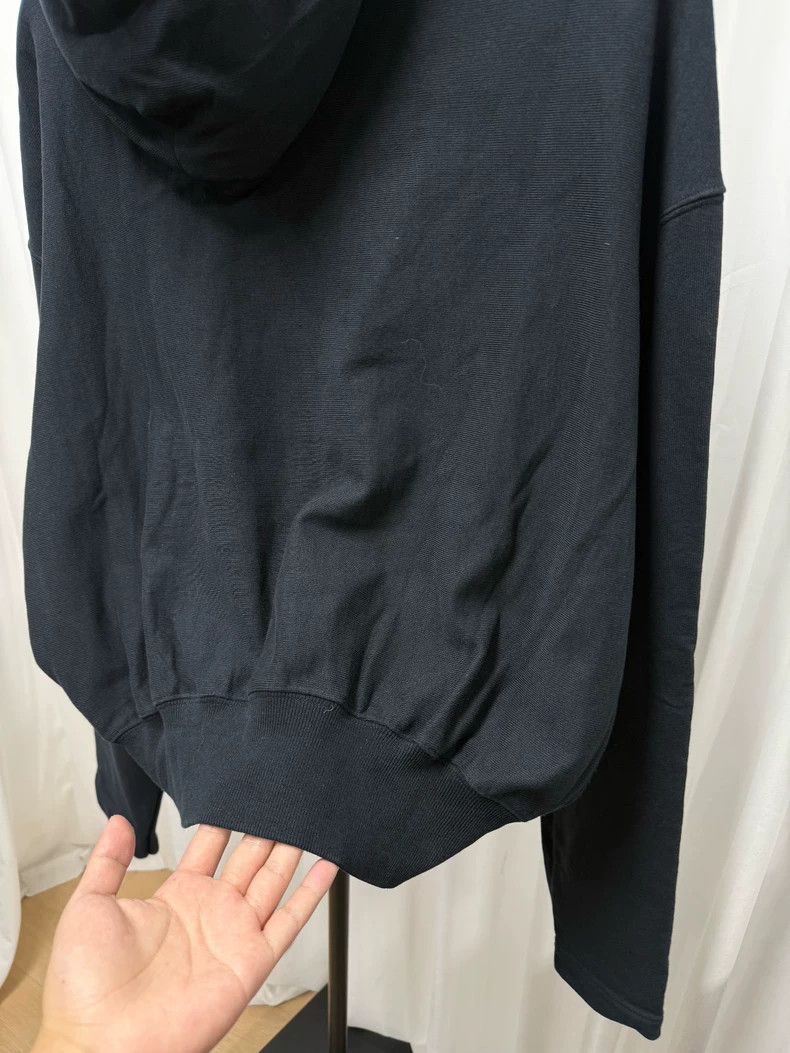 Vetements vetements size os Short Wide hoodie Size US M / EU 48-50 / 2 - 8 Thumbnail