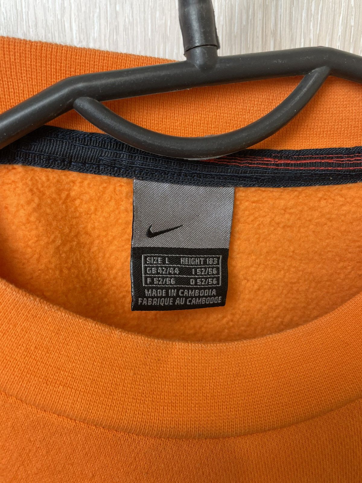Nike Rare Vintage Nike Logo Sweatshirt Boxy Size US L / EU 52-54 / 3 - 8 Thumbnail