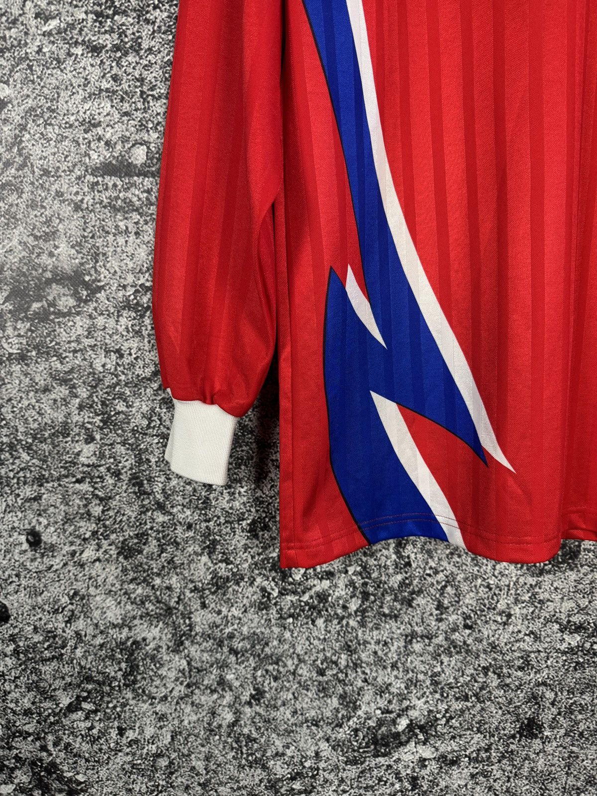 Erima Vintage 90s Erima Long Sleeve Soccer Jersey Germany Size M Size US M / EU 48-50 / 2 - 4 Thumbnail