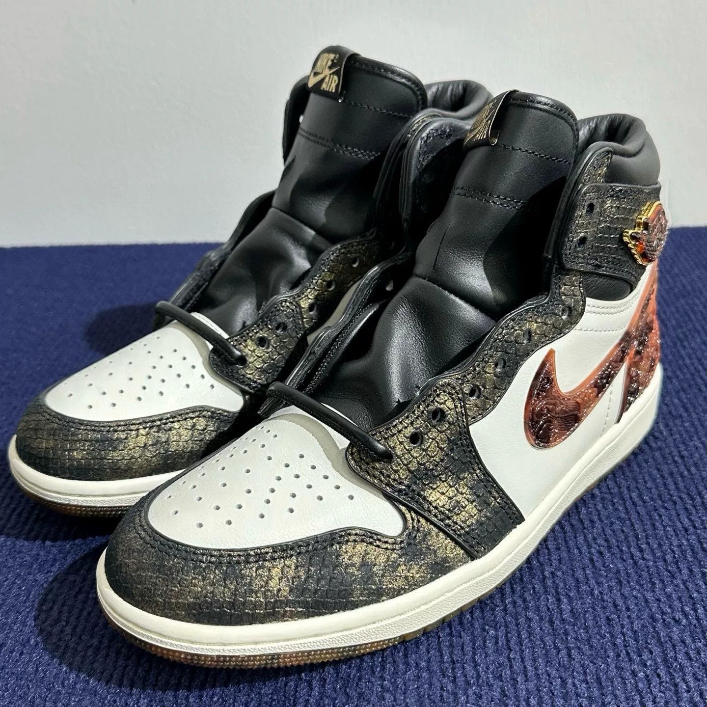 Nike Nike Retro Lowtop Sneakers 42 Men Size US 9 / EU 42 - 1 Thumbnail