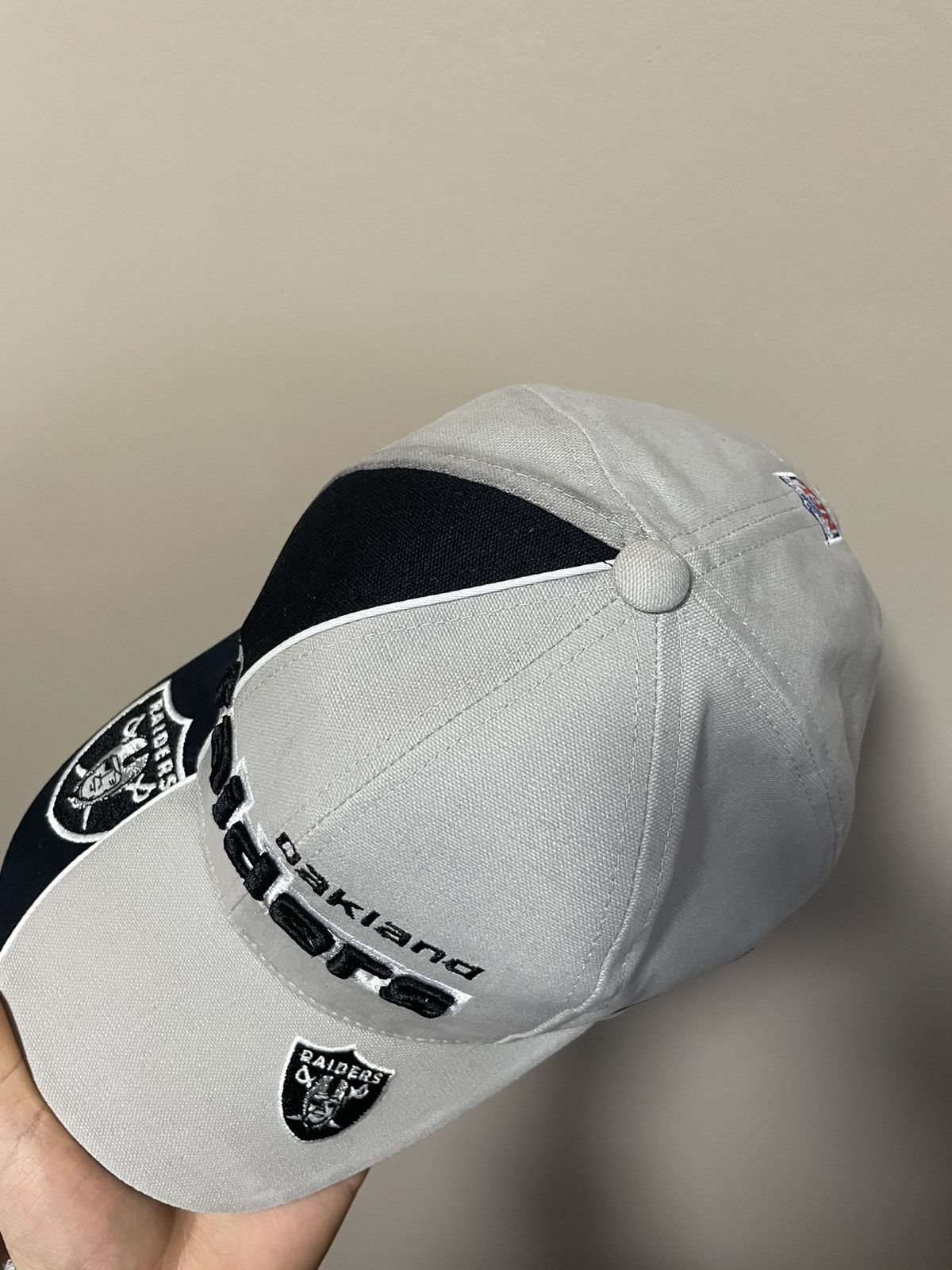 NFL × Vintage Vintage Oakland Raiders NFL Proline Reebok Adjustable Hat Size ONE SIZE - 6 Thumbnail