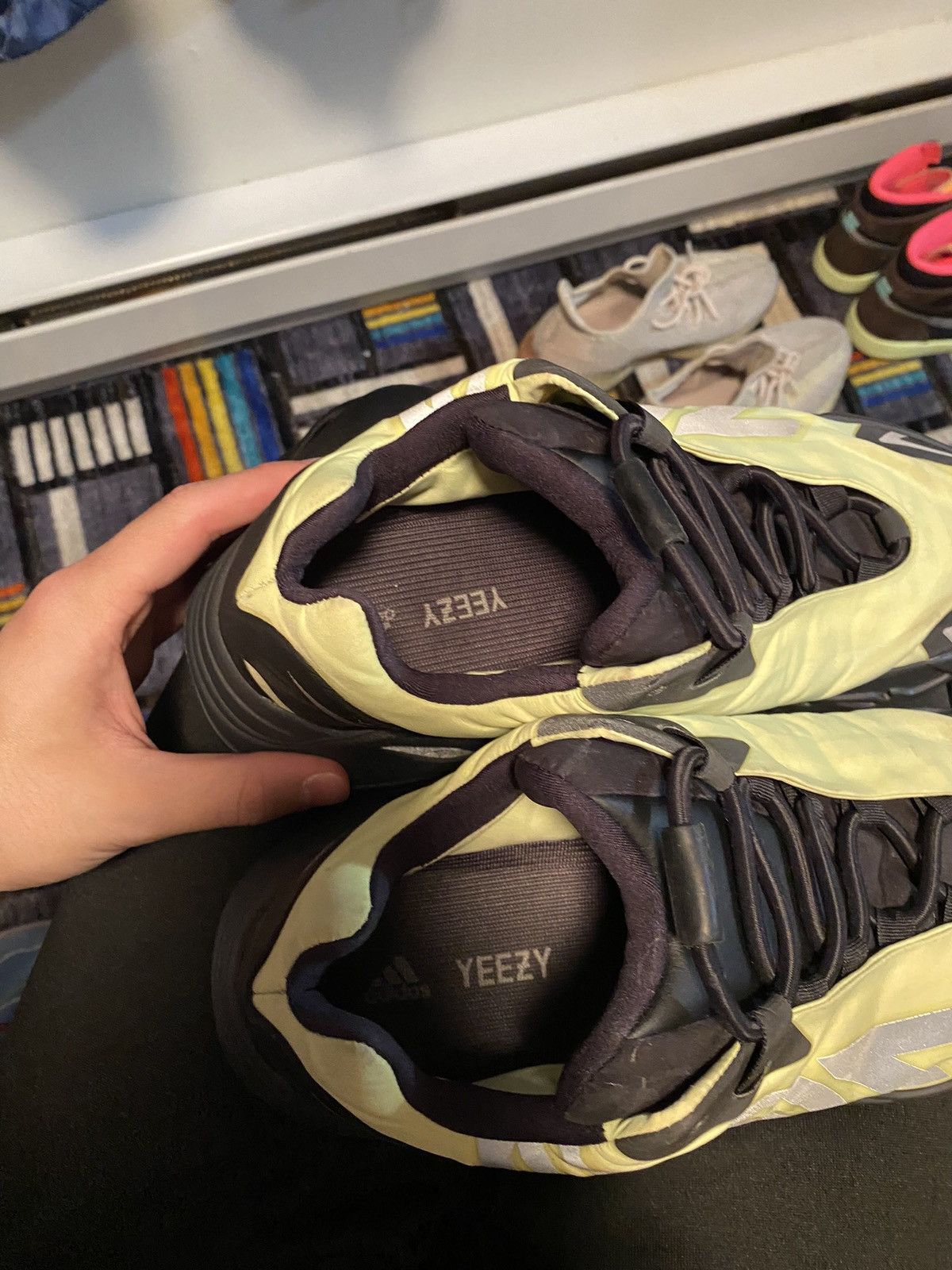 Yeezy Yeezy 700 phosphor Size US 10 / EU 43 - 6 Thumbnail