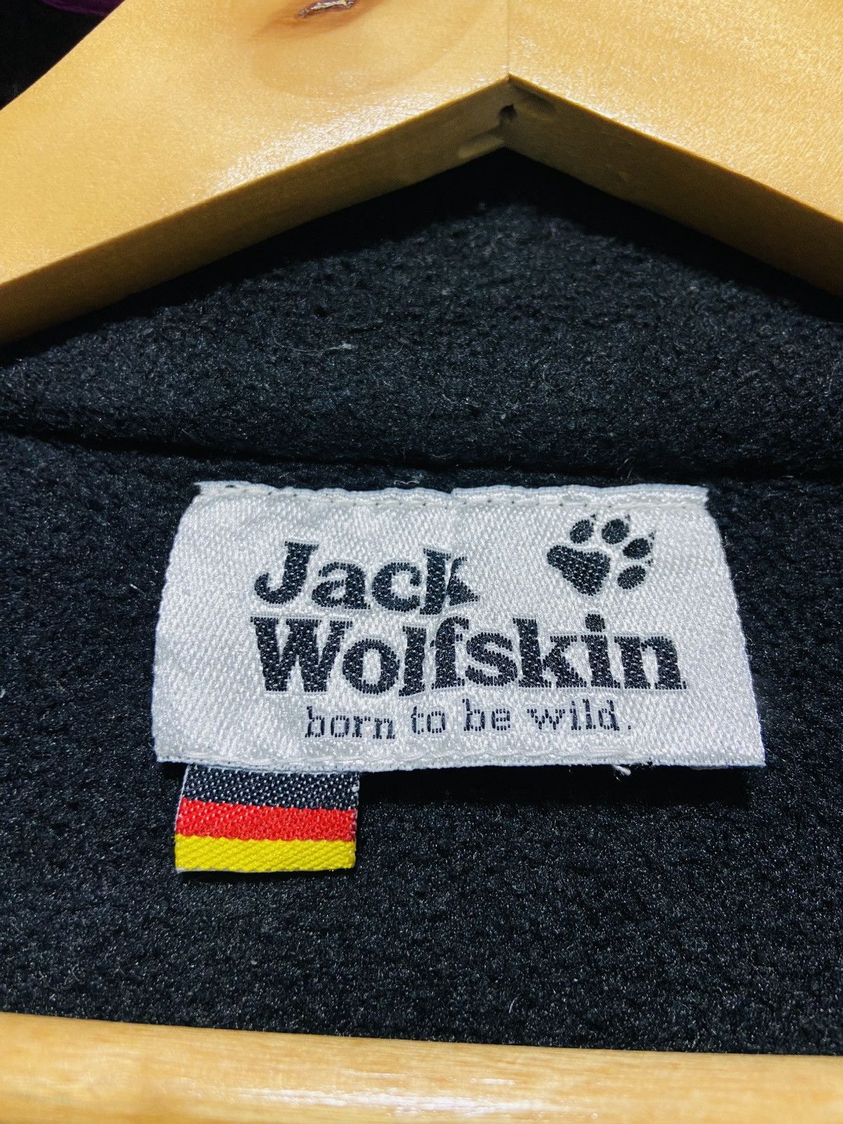 Jack Wolfskin Vintage Jack Wolfskin Half Snap Buttons Fleece Size US L / EU 52-54 / 3 - 12 Thumbnail