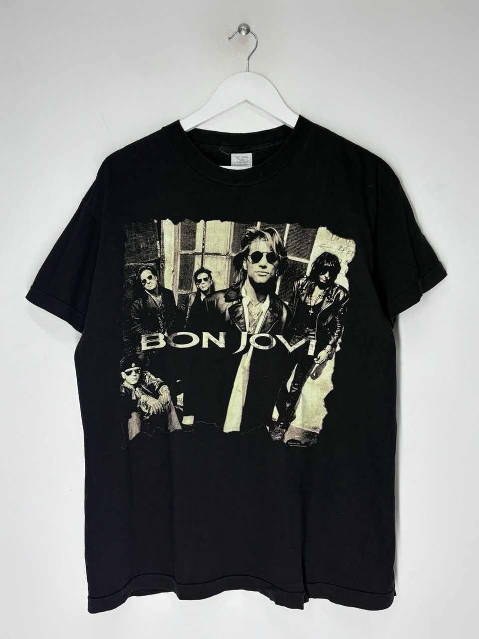 Bon Jovi Vintage 1992 Bon Jovi Keep The Faith Band Tee Promo T-shirt Size US L / EU 52-54 / 3 - 1 Thumbnail