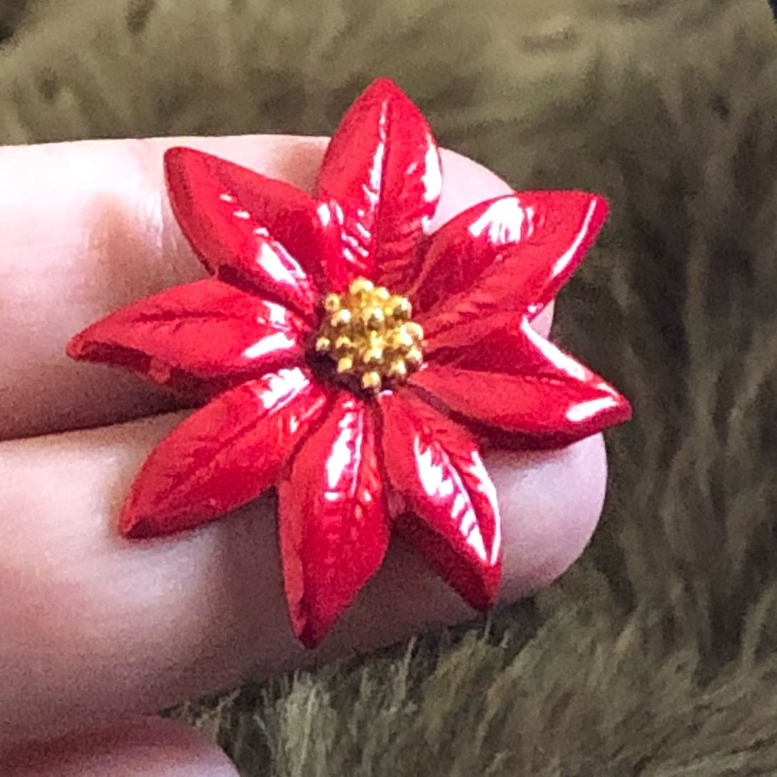 Vintage Vintage poinsettia painted metal Tac pin brooch Size ONE SIZE - 5 Thumbnail