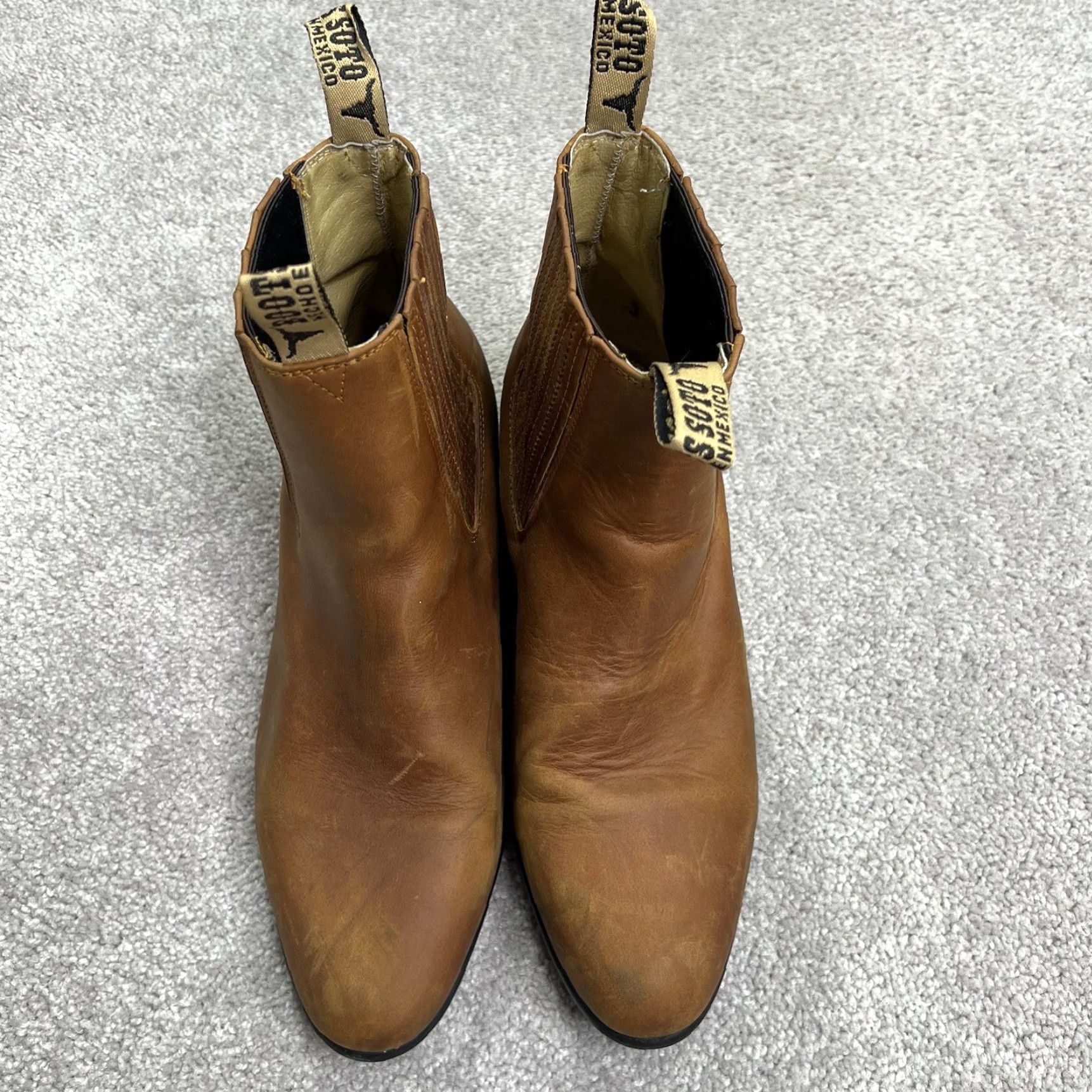 Vintage Soto Mens Chelsea Boot Ankle Pull On Brown Suede Leather Almond Toe 10.5 US Size Leather Lining Rubber Outsole Casual Size US 11 / EU 44 - 4 Thumbnail