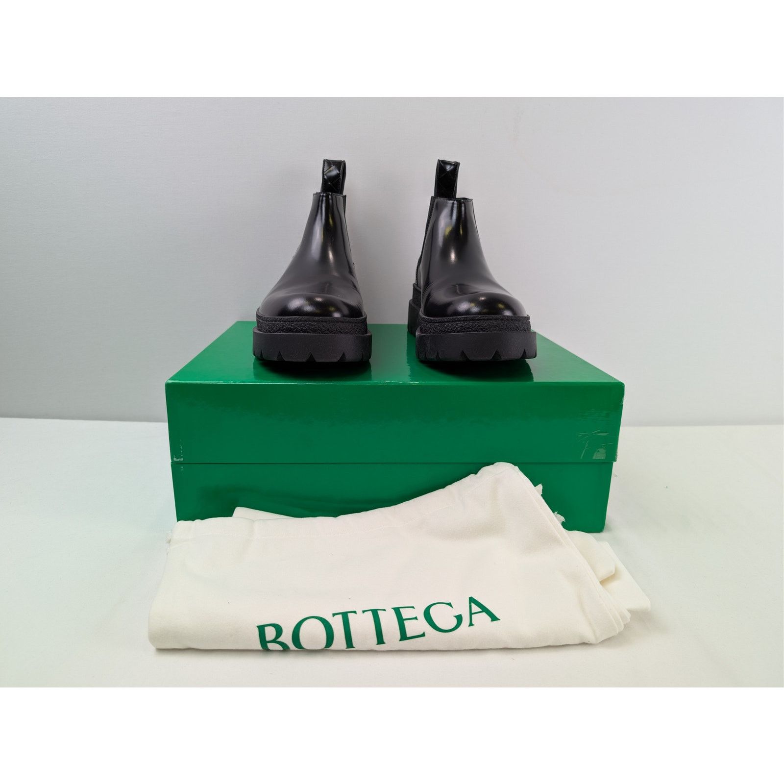 Bottega Veneta o1rshd1 Texas Calf Highway Ankle Boots in Black Size US 10 / EU 43 - 15 Thumbnail