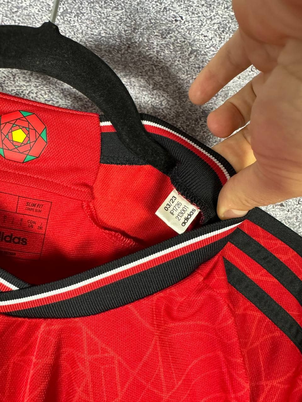 Adidas Manchester United 2023/24 Adidas Soccer Jersey Blokcore L sz Size US L / EU 52-54 / 3 - 9 Thumbnail