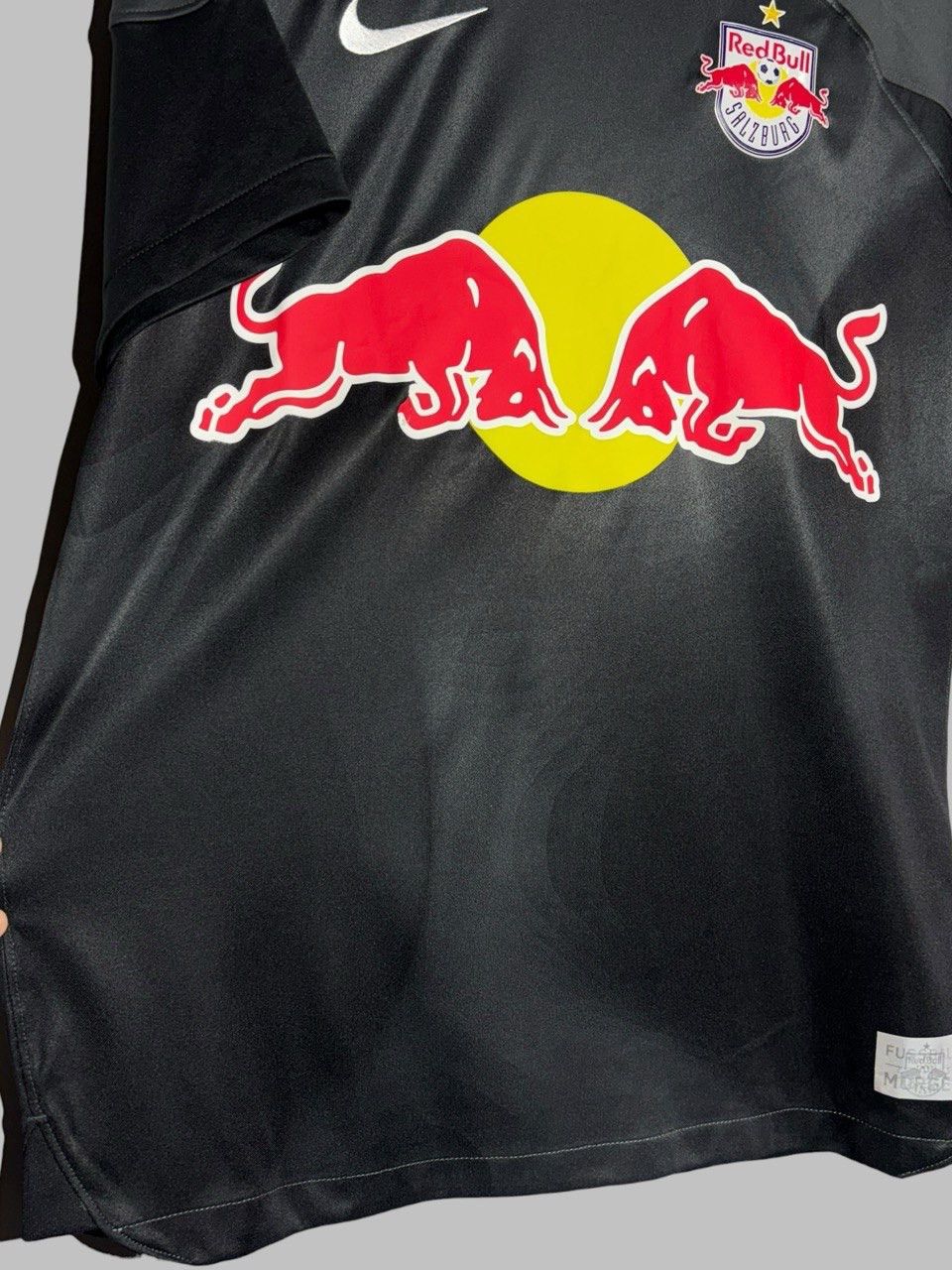 Nike NWT Nike Red Bull Salzburg 2022/23 Goalkeeper Jersey Y2k Size US M / EU 48-50 / 2 - 4 Thumbnail