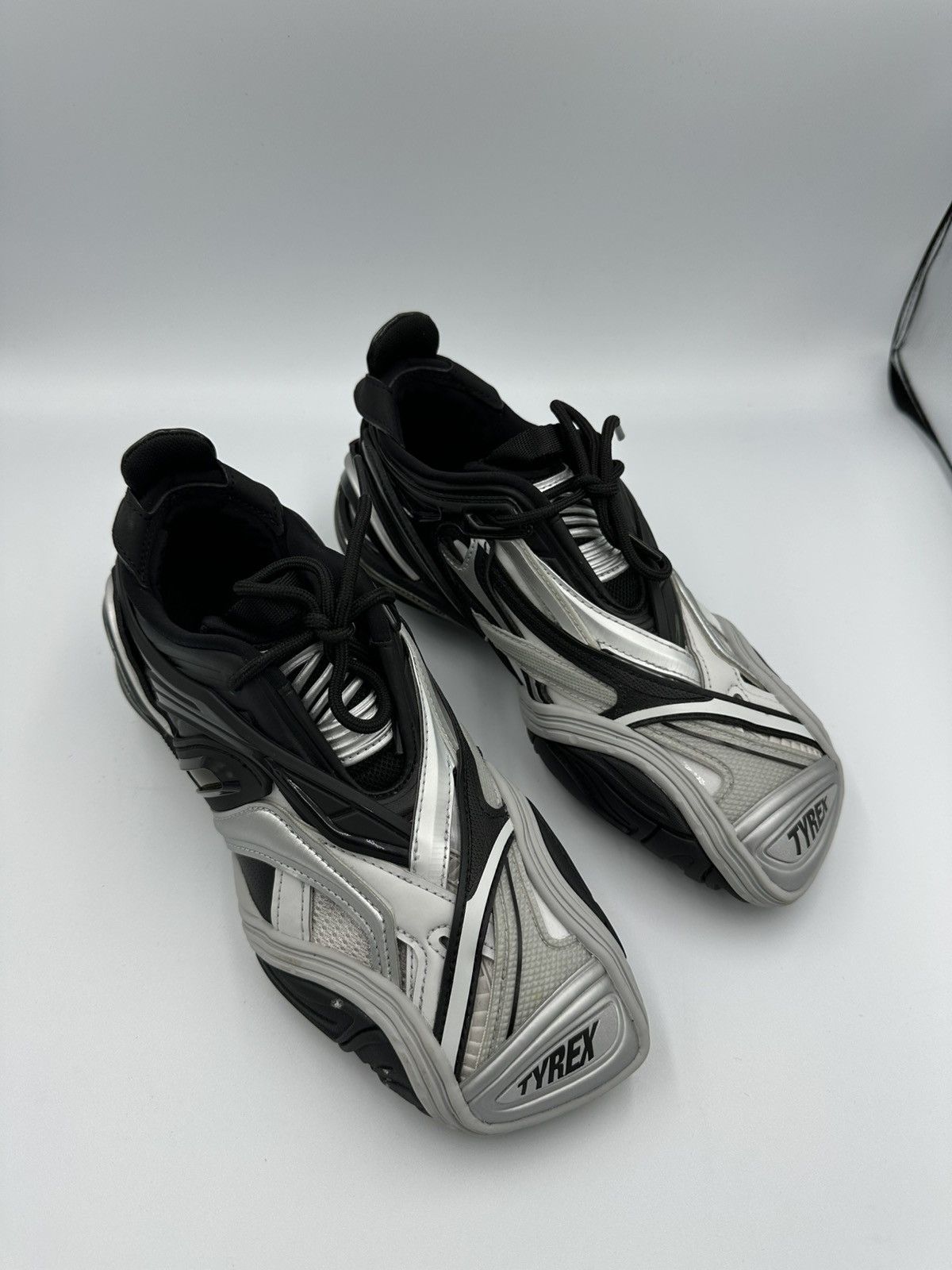 Balenciaga Balenciaga Pyrex Sneakers Size US 6 / EU 39 - 7 Thumbnail