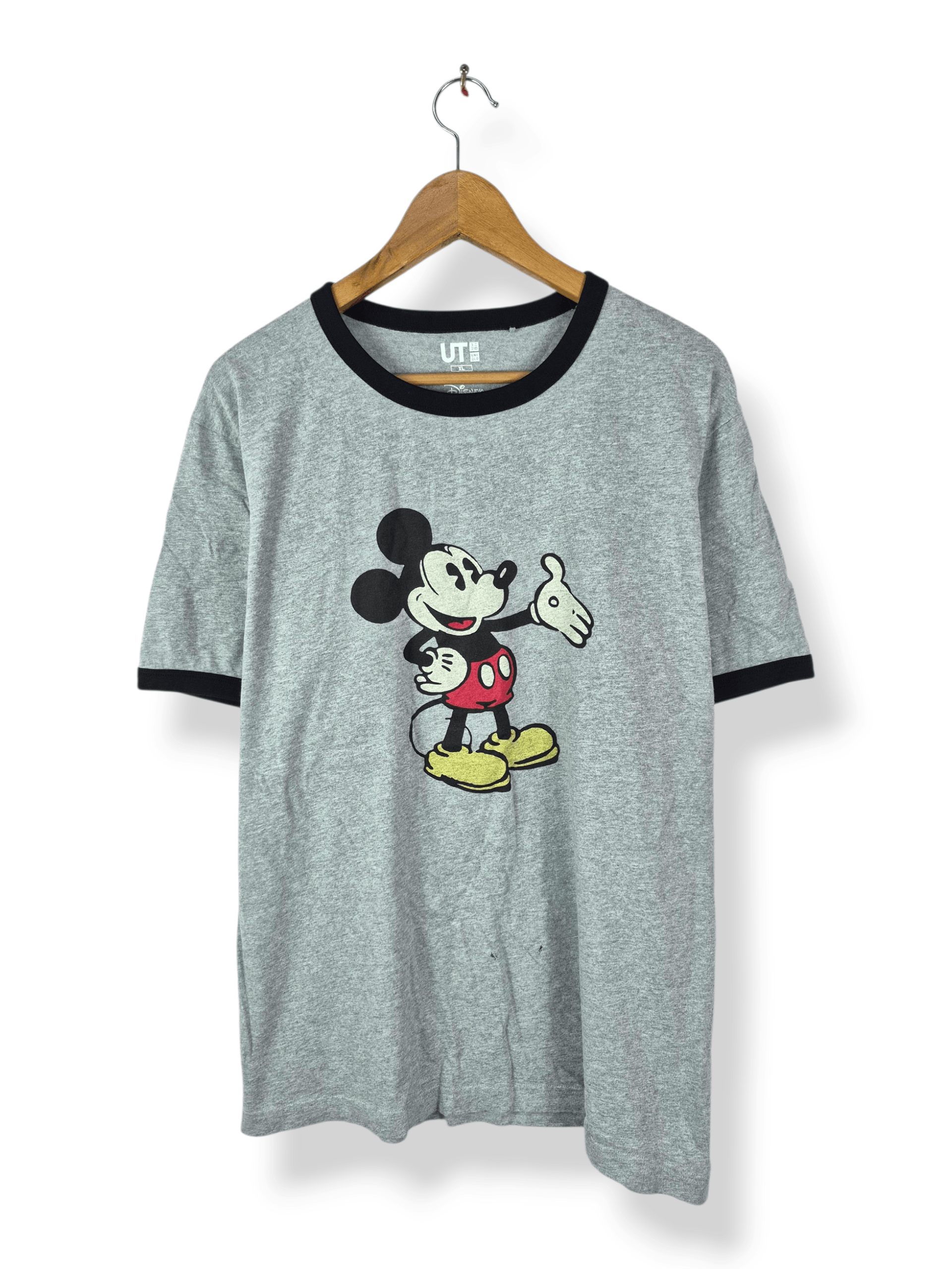 Disney 🔥 Uniqlo Disney Mickey Mouse Ringer Tee Size US XL / EU 56 / 4 - 1 Thumbnail