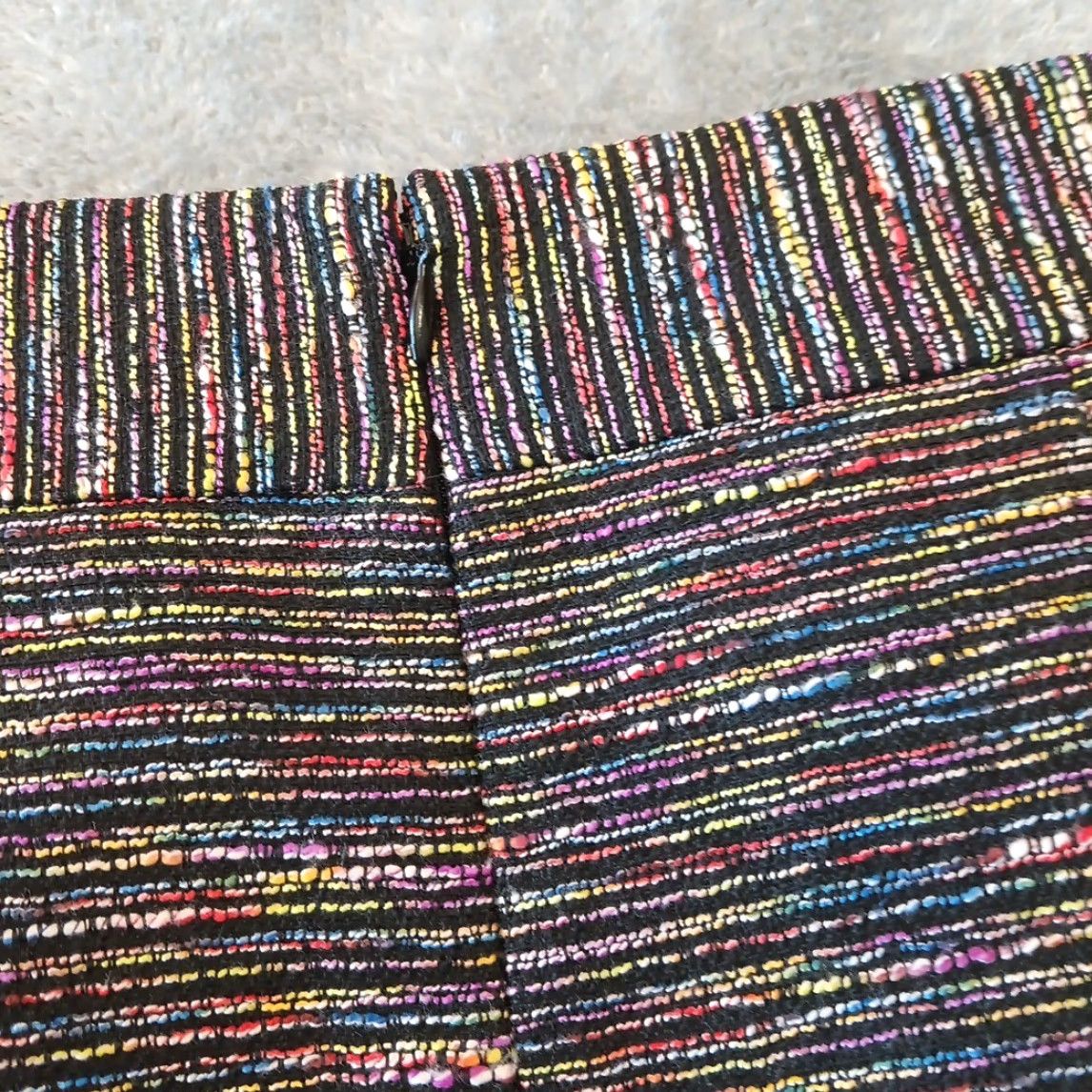 Loft LOFT Skirt Women Short Pencil Multicolor Striped Pockets Lined Slit Size 14 Knit Polyester Rayon Regular, Machine Washable Size 36" / US 14 / IT 50 - 5 Thumbnail