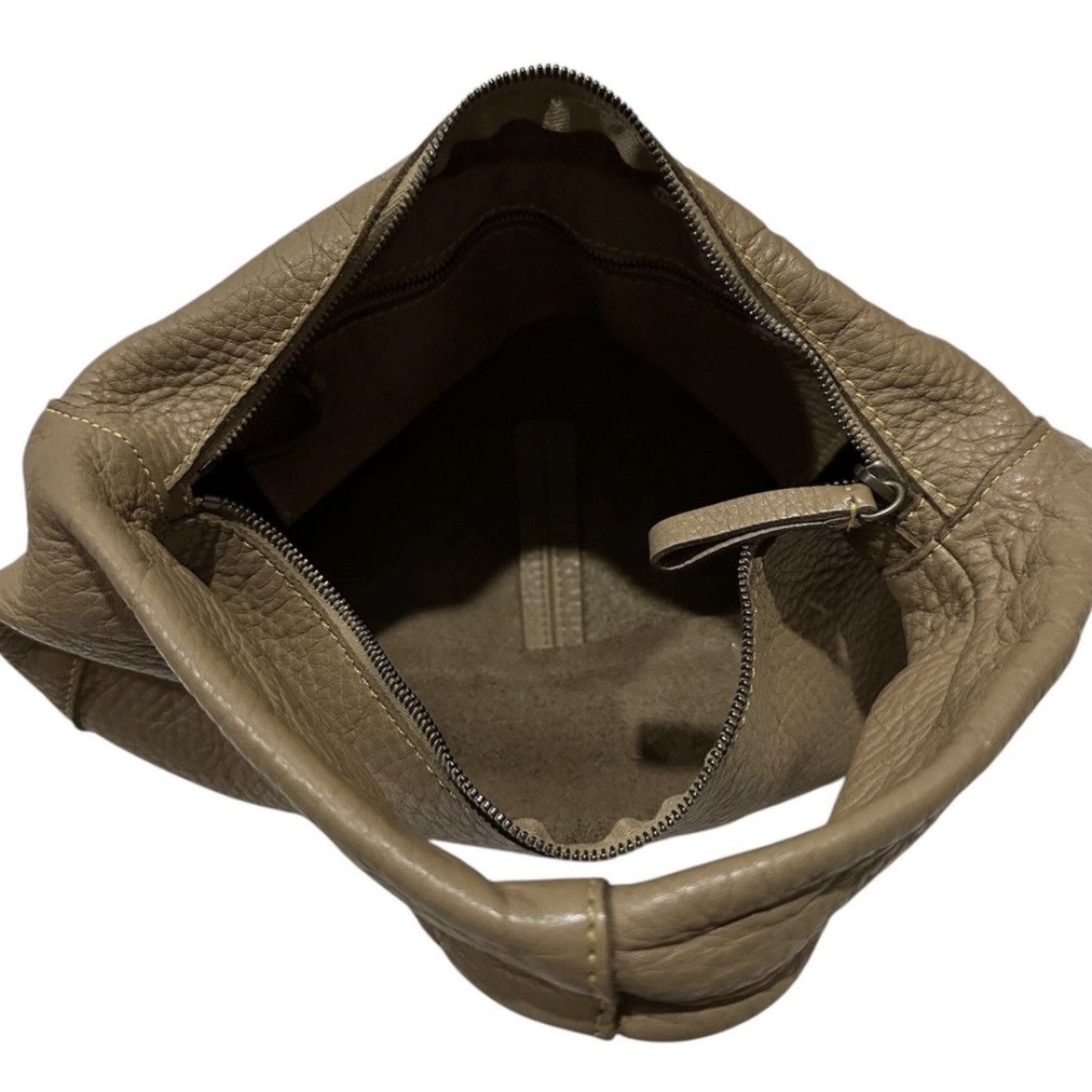 Miu Miu Heat🔥Miu Miu Hobo Brown Handbag Size ONE SIZE - 12 Thumbnail