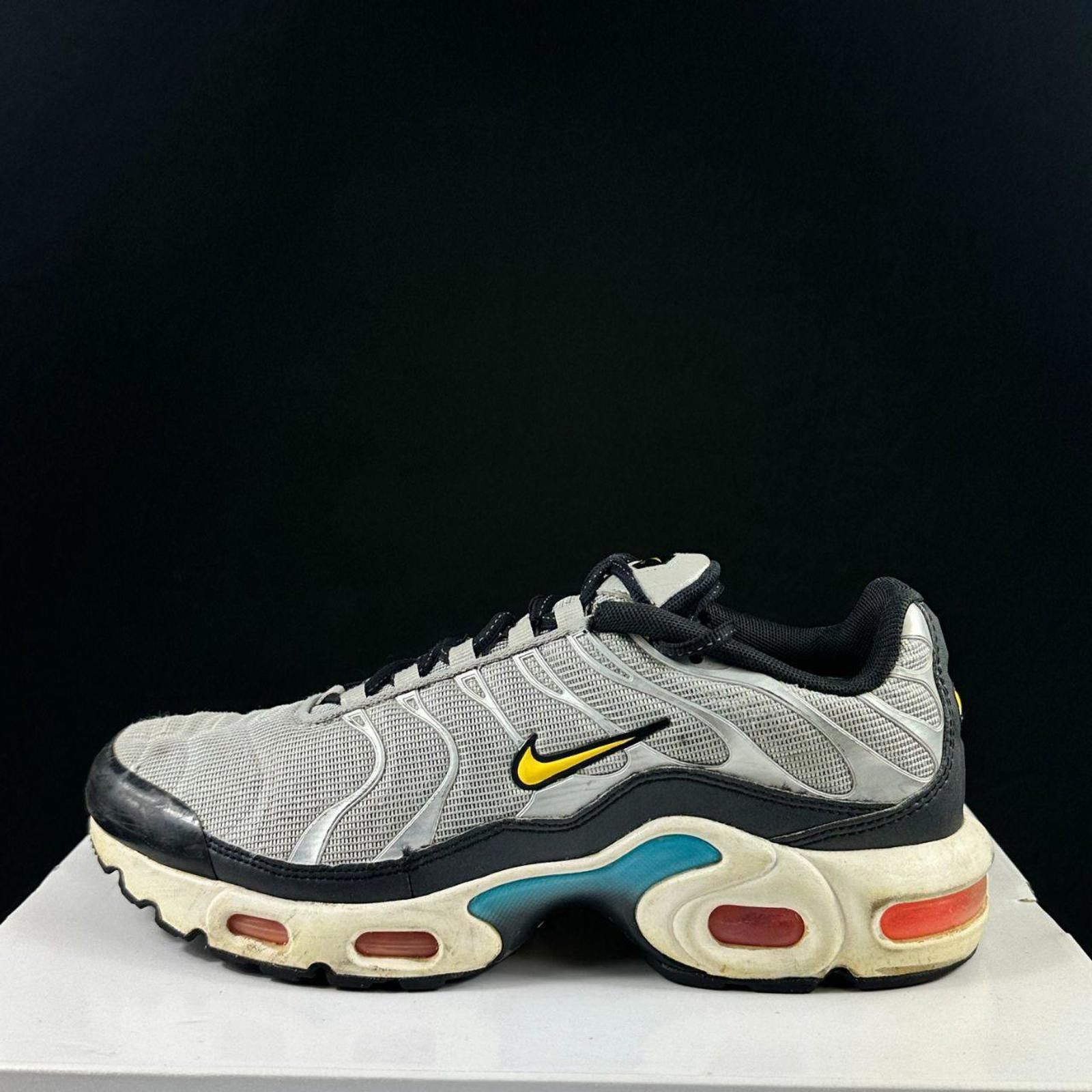 Nike ⚡️ ICONIC GREY & ELECTRIC YELLOW NIKE TNs ⚡️ Size US 8 / IT 38 - 1 Thumbnail