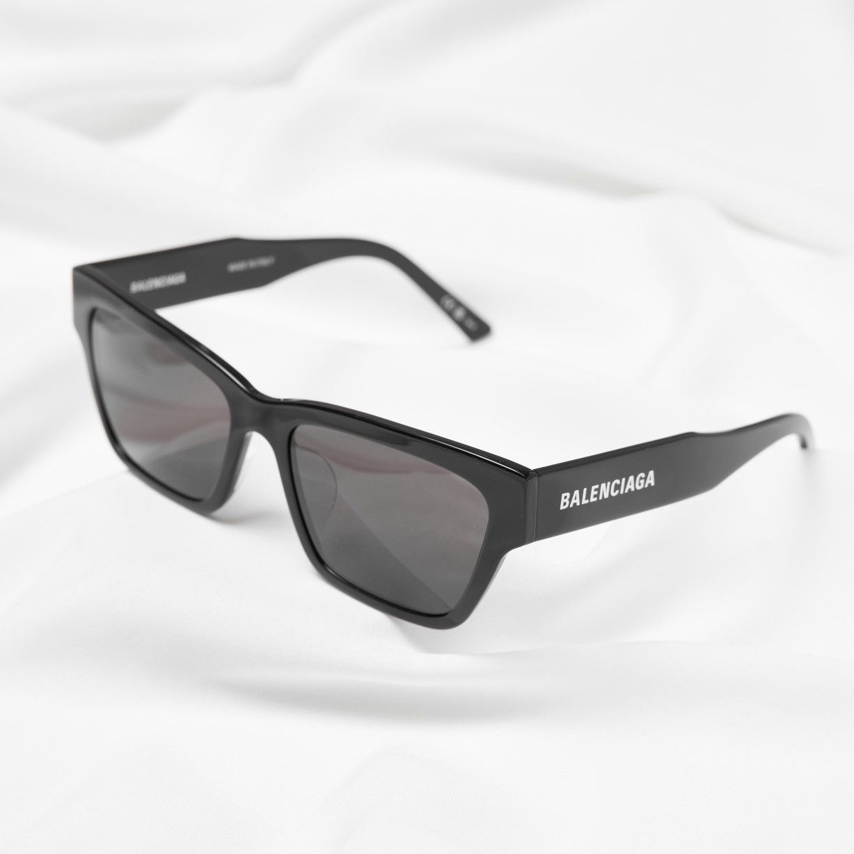 Balenciaga BALENCIAGA BB0307SA 001 SUNGLASSES Size ONE SIZE - 1 Thumbnail