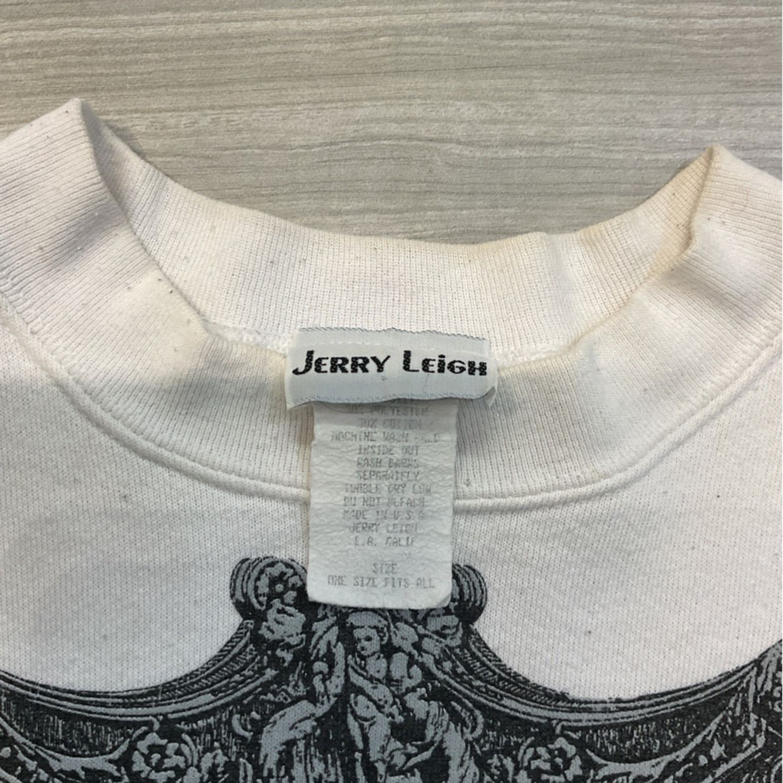 Vintage 2003 Jerry Leigh "Looney Tunes" Sweatshirt Size US S / EU 44-46 / 1 - 5 Thumbnail