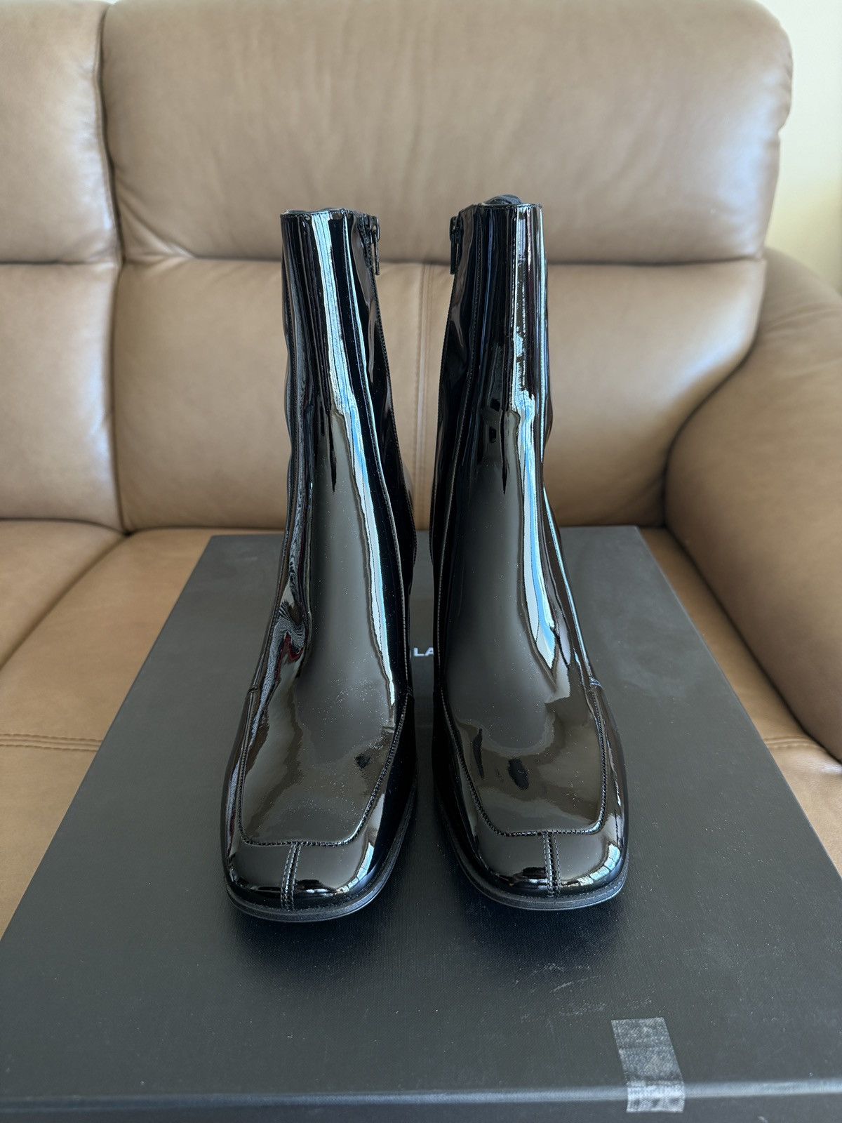 Saint Laurent Paris Saint Laurent Beau 75 Zipped Boots Patent Leather Size US 10.5 / EU 43-44 - 2 Thumbnail