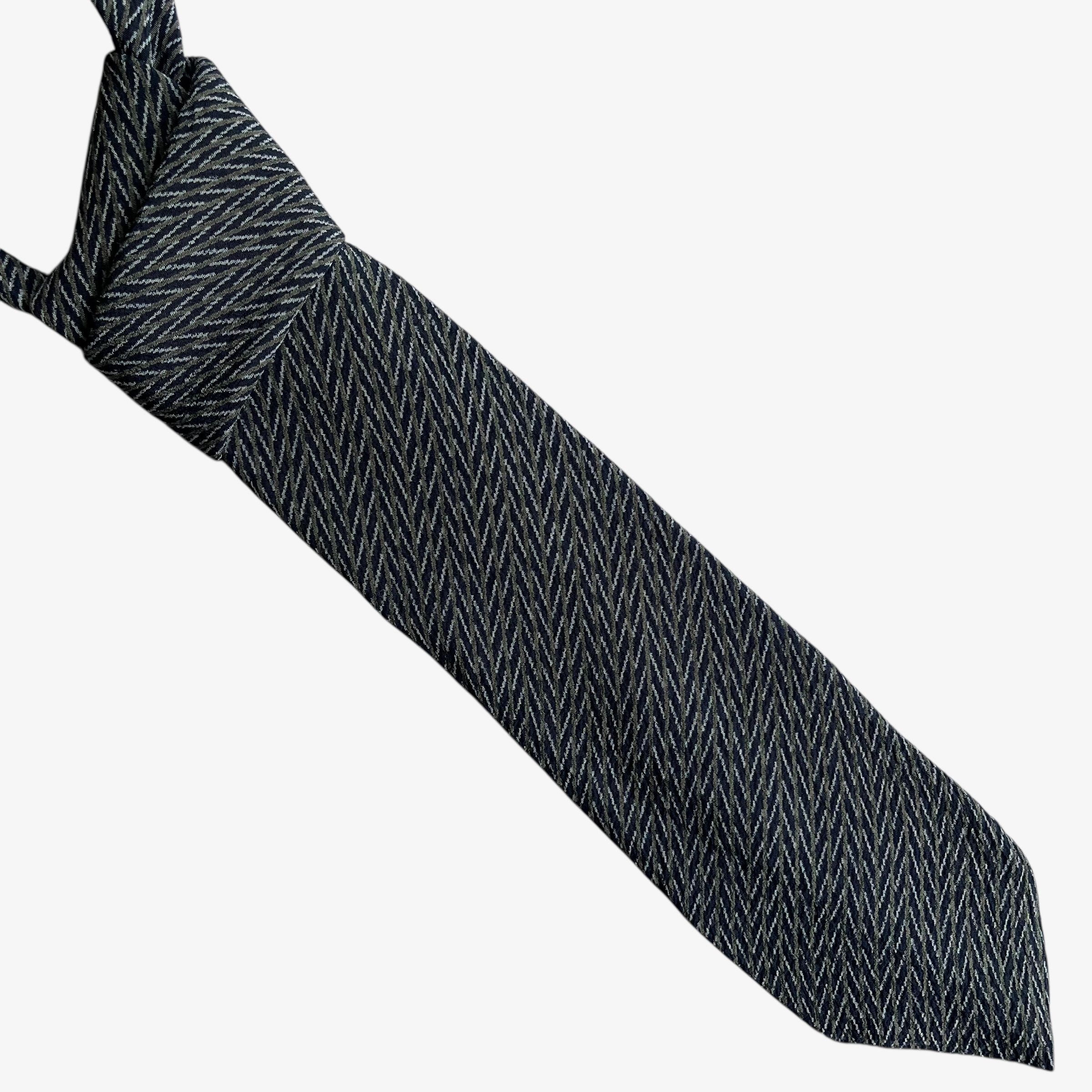 Giorgio Armani Vintage 90s Giorgio Armani Abstract Zig Zag Striped Silk Tie Size ONE SIZE - 1 Thumbnail