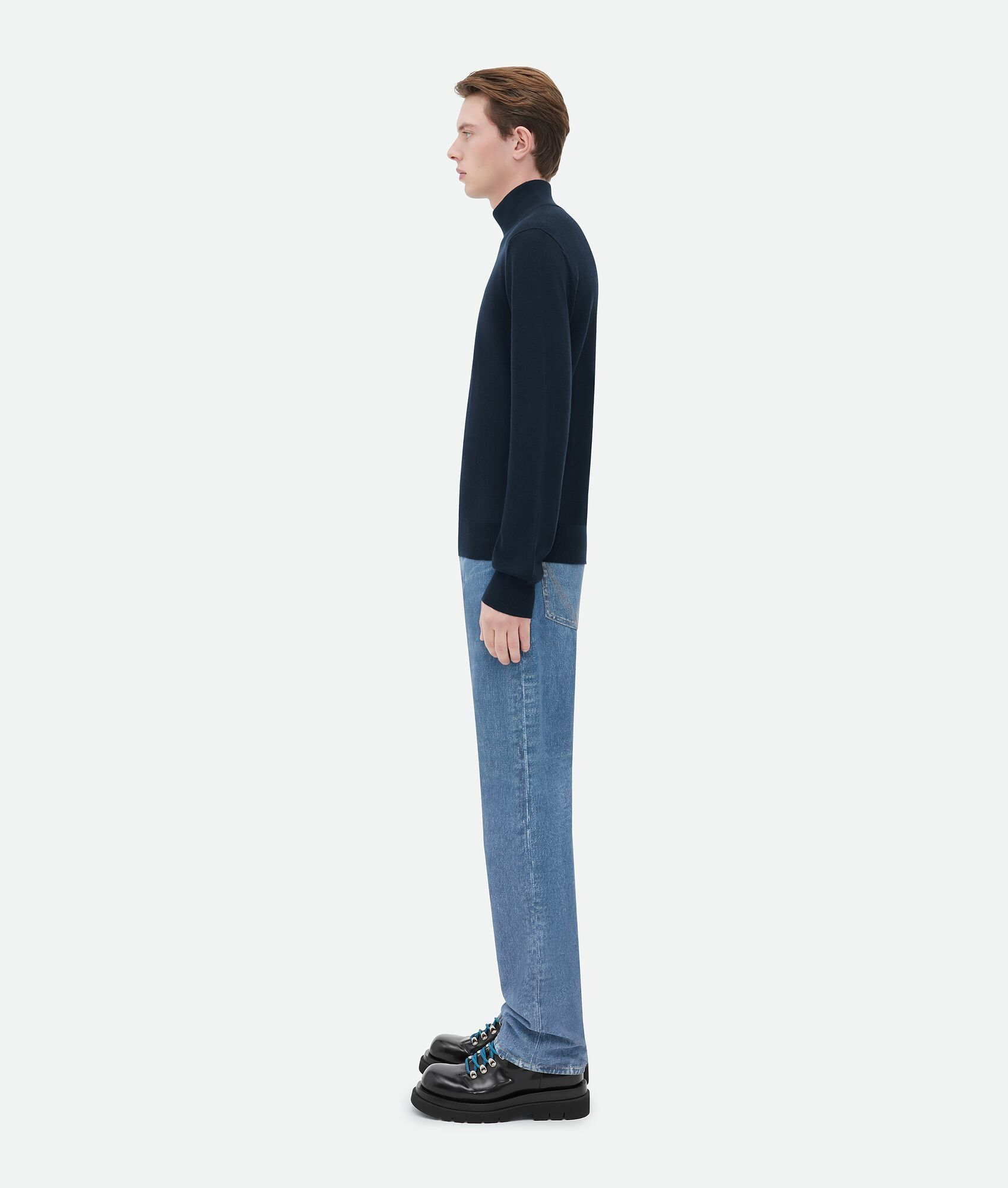 Bottega Veneta o1n1vont1224 "Bv" Embroidery Wool Jumper in Midnight Blue Size US S / EU 44-46 / 1 - 2 Thumbnail