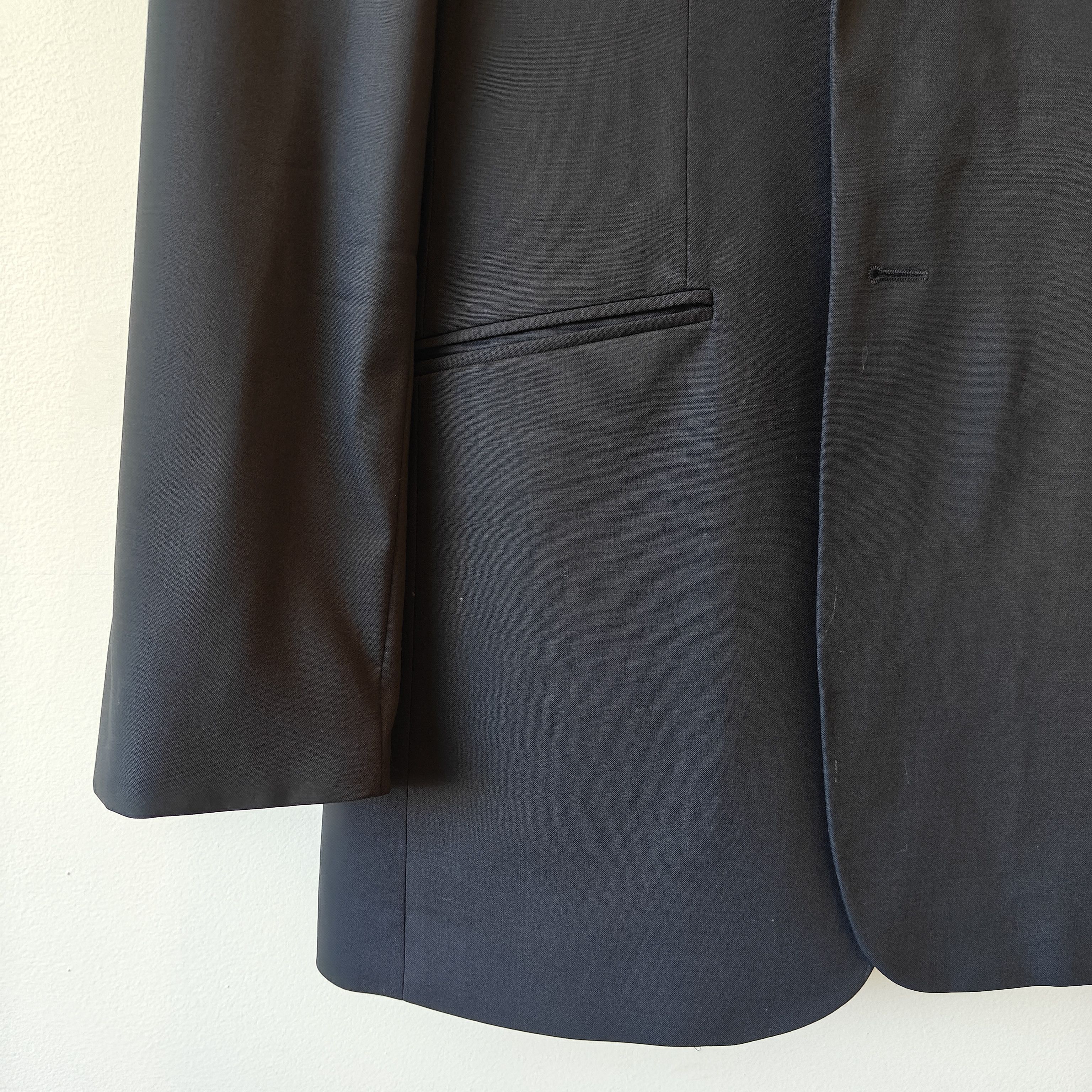 Banana Republic 2000s wool navy suit full set $800 Size 38R - 6 Thumbnail