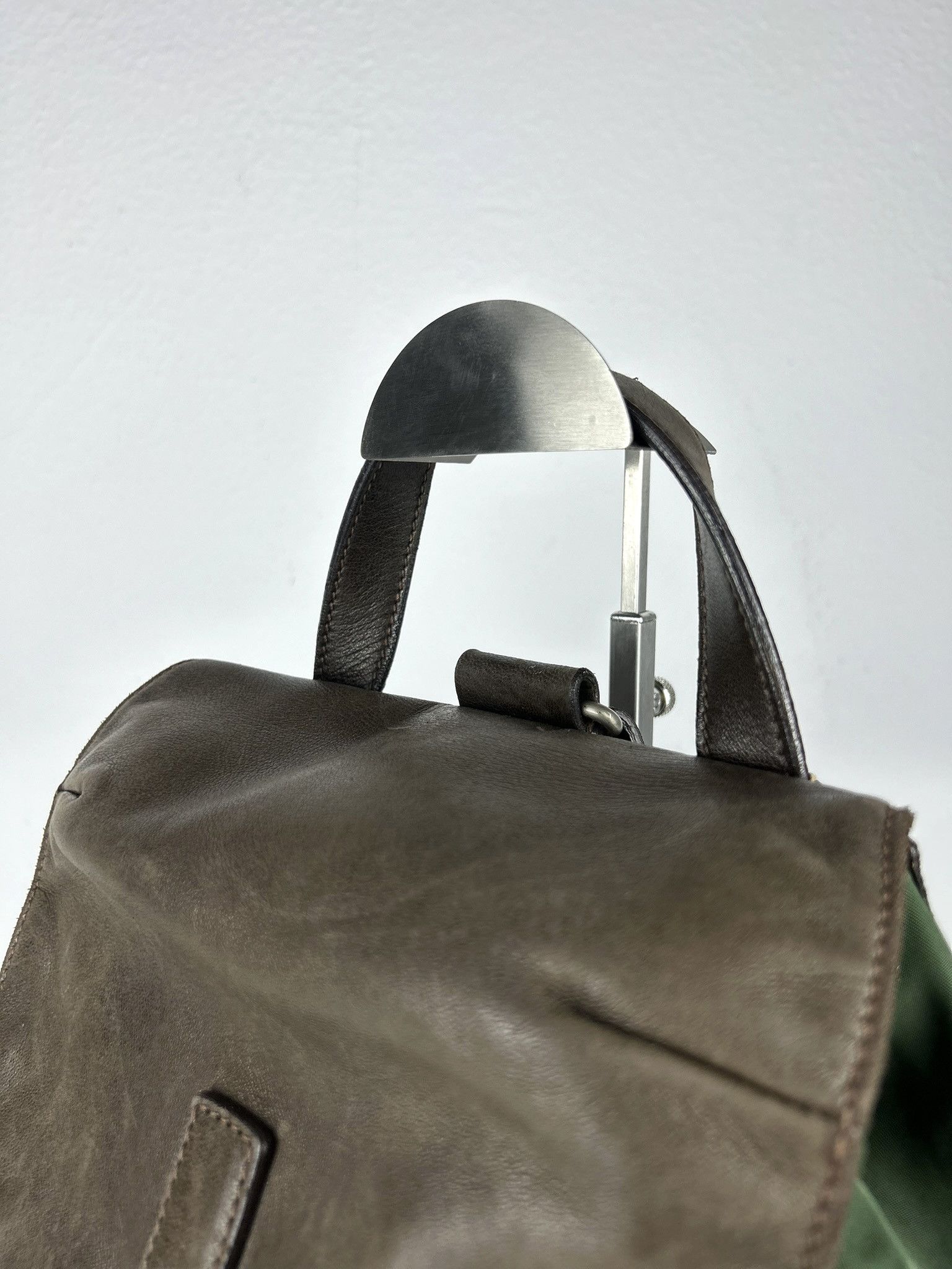 Prada Vintage Prada nylon and leather triangle logo cargo backpack Size ONE SIZE - 11 Thumbnail