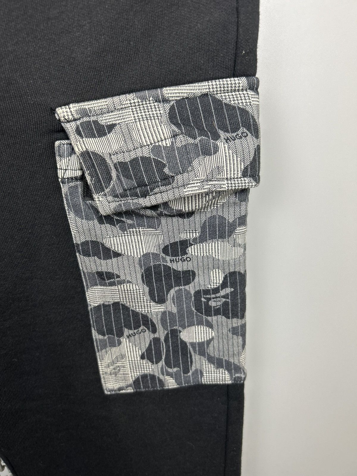 Bape × Hugo Boss Mr Bathing Ape Cargo Jogger Pants Bape&Hugo Boss Size US 30 / EU 46 - 5 Thumbnail