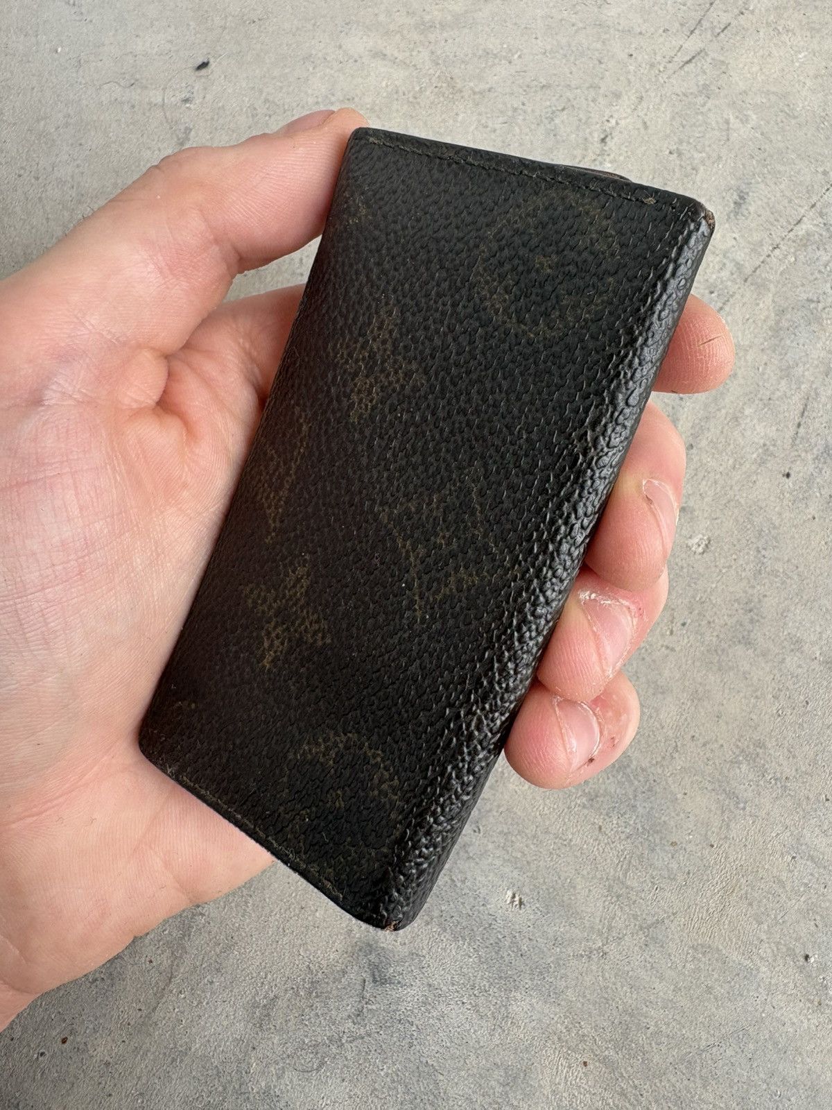 Louis Vuitton Louis Vuitton Key Holder Accessory Size ONE SIZE - 2 Thumbnail