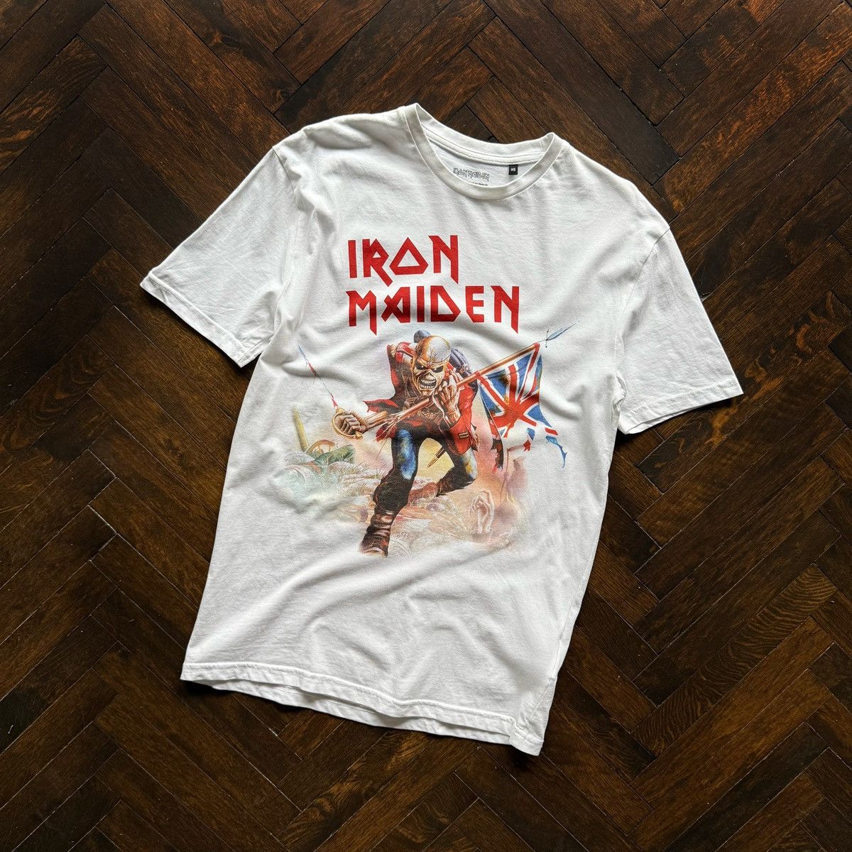 Band Tees Iron Maiden Mens White Short Sleeve Rock T-Shirt Big Print Size US XS / EU 42 / 0 - 1 Thumbnail