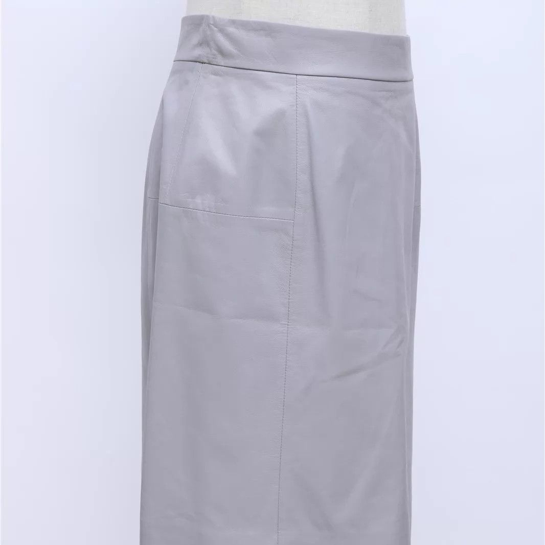 Chanel Chanel Women's Leather Skirt Size 27" / US 4 / IT 40 - 6 Thumbnail