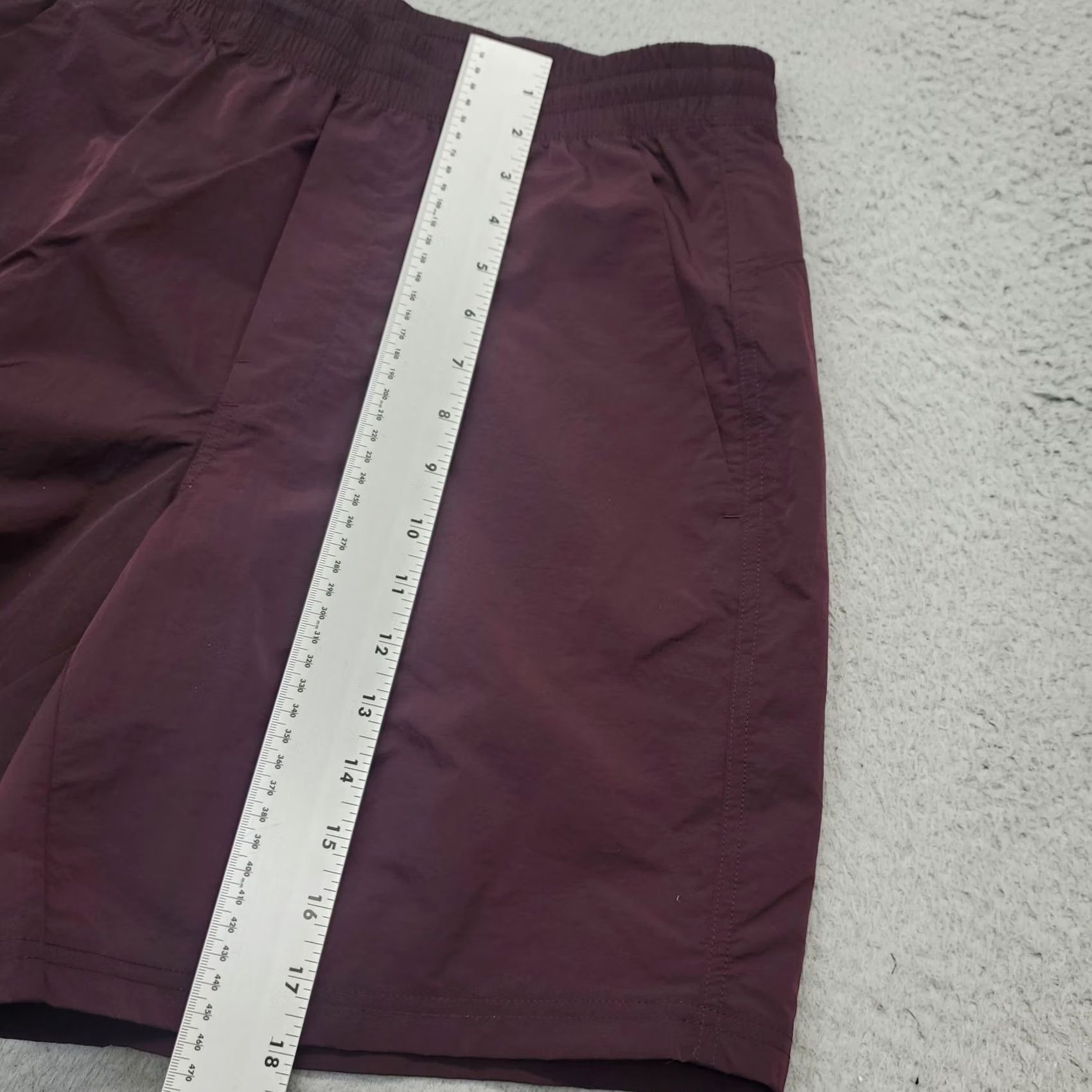 Vintage VRST Mens M Burgundy All-In Unlined Shorts Athletic Comfort Water Repellent UPF 50+ Pockets Size US 31 - 4 Thumbnail