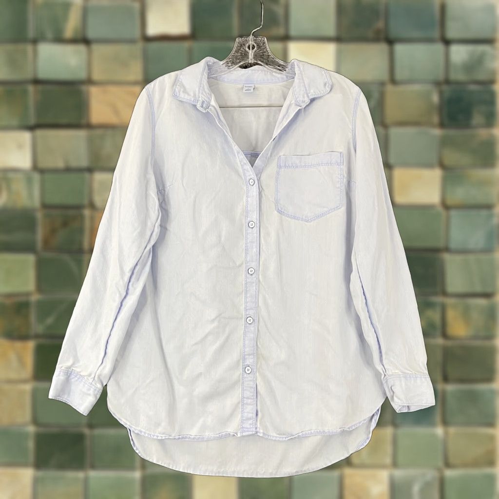 Old Navy OLD NAVY Blouse Shirt Women M Blue Long Sleeve Button Up Blue Women M LLC Size M / US 6-8 / IT 42-44 - 1 Thumbnail