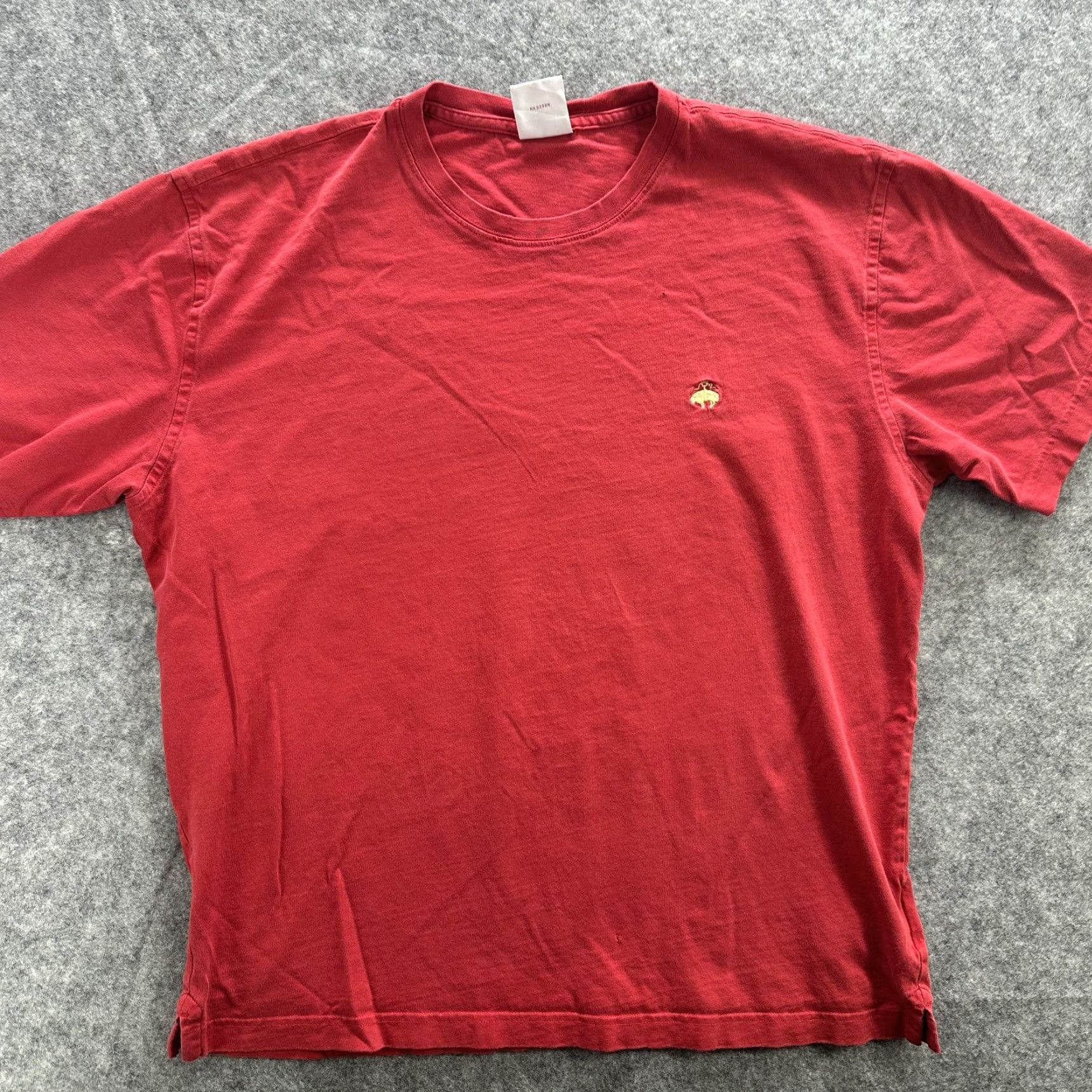 Brooks Brothers Brooks Brothers Shirt Mens Large Red Cotton Embroidered Umbrella Logo Classic Tee Size US L / EU 52-54 / 3 - 2 Thumbnail