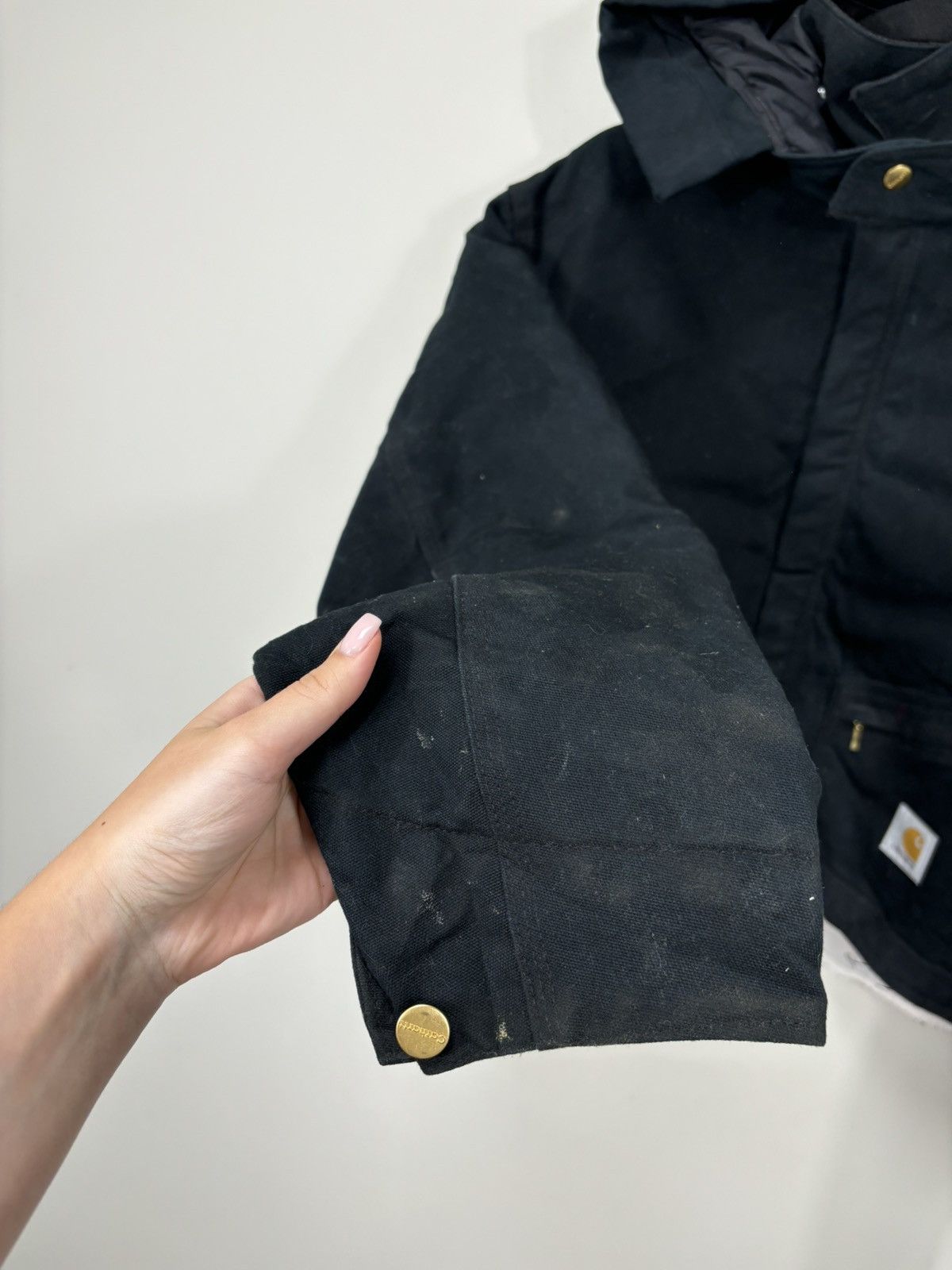 Carhartt Vintage 90s Carhartt USA Zip Pockets Hooded Cropped Jacket Size US L / EU 52-54 / 3 - 9 Thumbnail