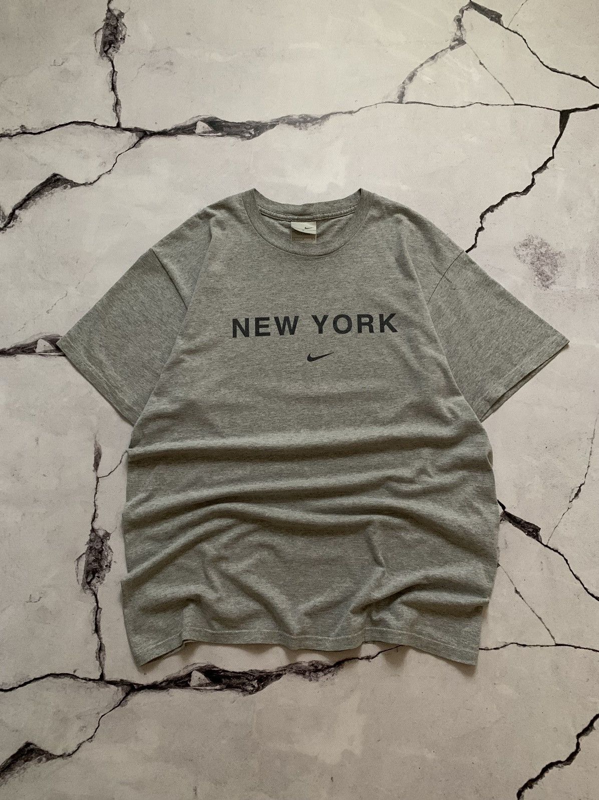 Nike Nike Vintage New York 2000s Gray T-Shirt Size US L / EU 52-54 / 3 - 2 Thumbnail
