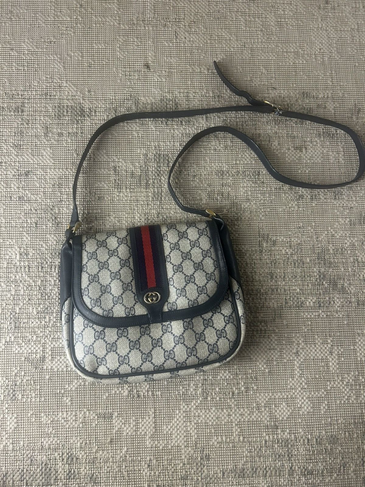 Gucci Gucci GG Supreme Shoulder Bag Size ONE SIZE - 1 Thumbnail