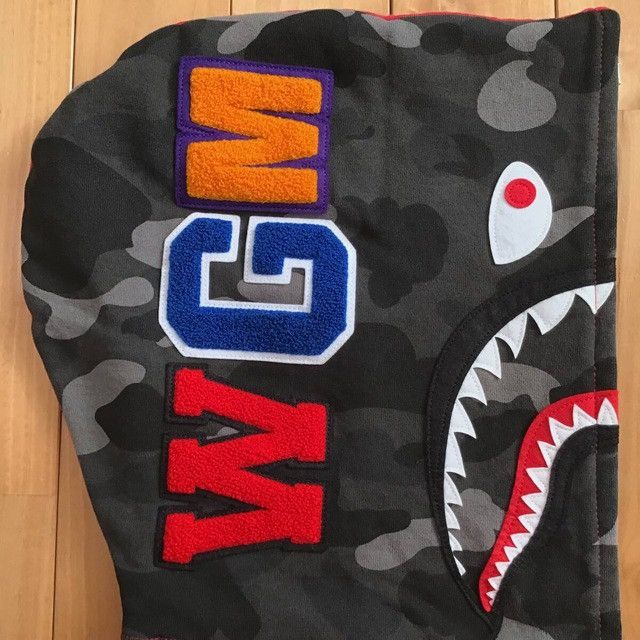 Bape BAPE Shark Full Zip Hoodie Black Camo x Red a bathing ape Size US L / EU 52-54 / 3 - 5 Thumbnail